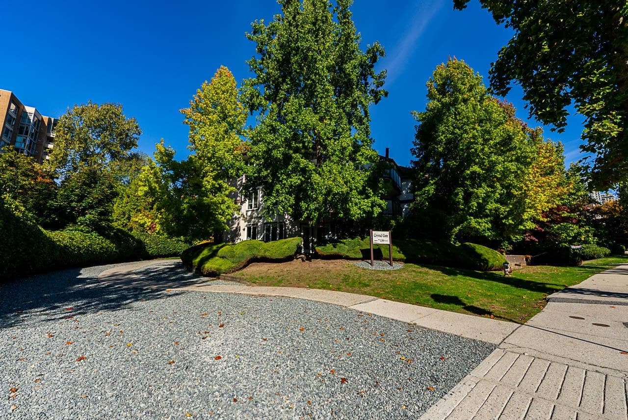 217 - 7139 18th Avenue, Burnaby