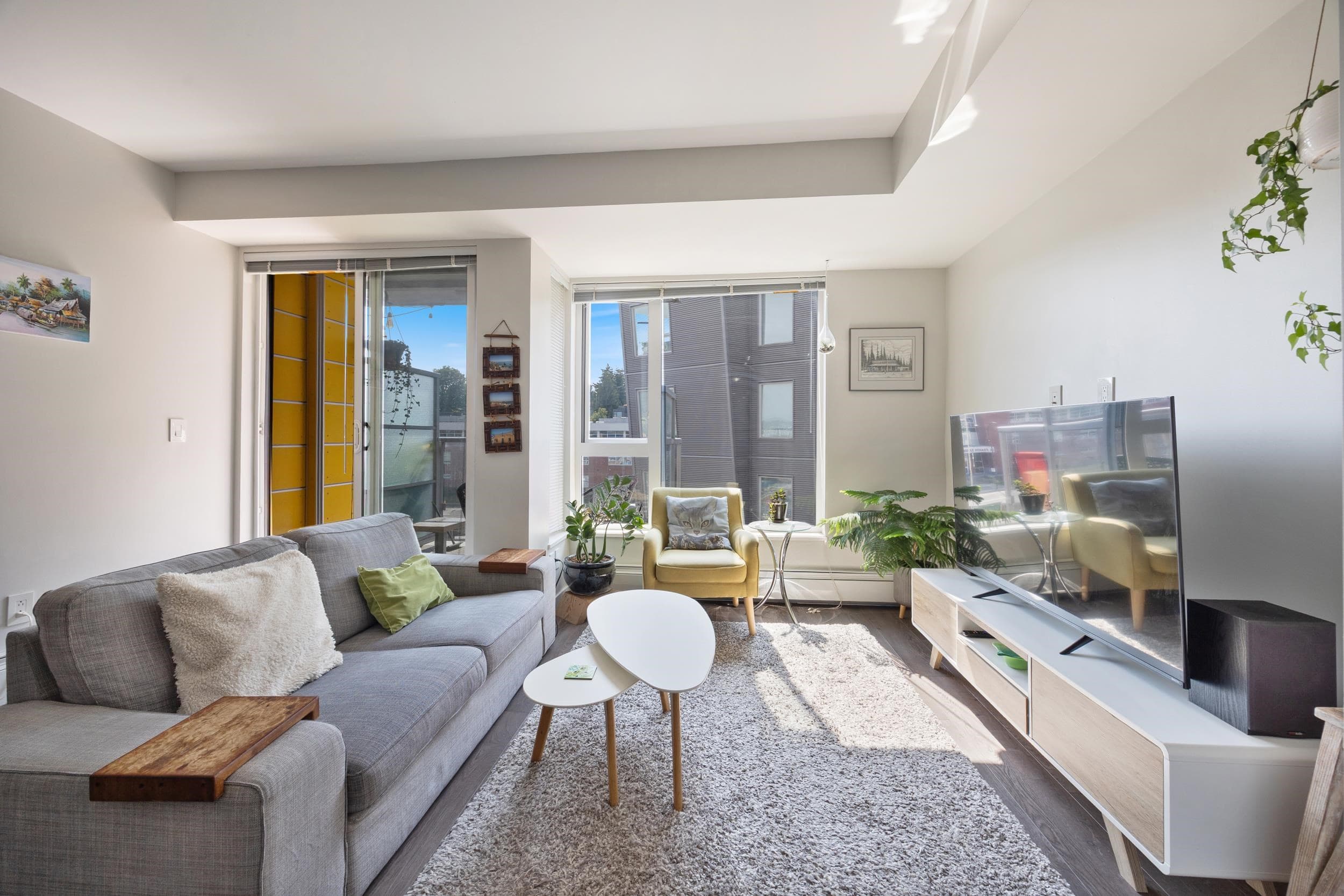619 - 384 E 1st Avenue, Vancouver