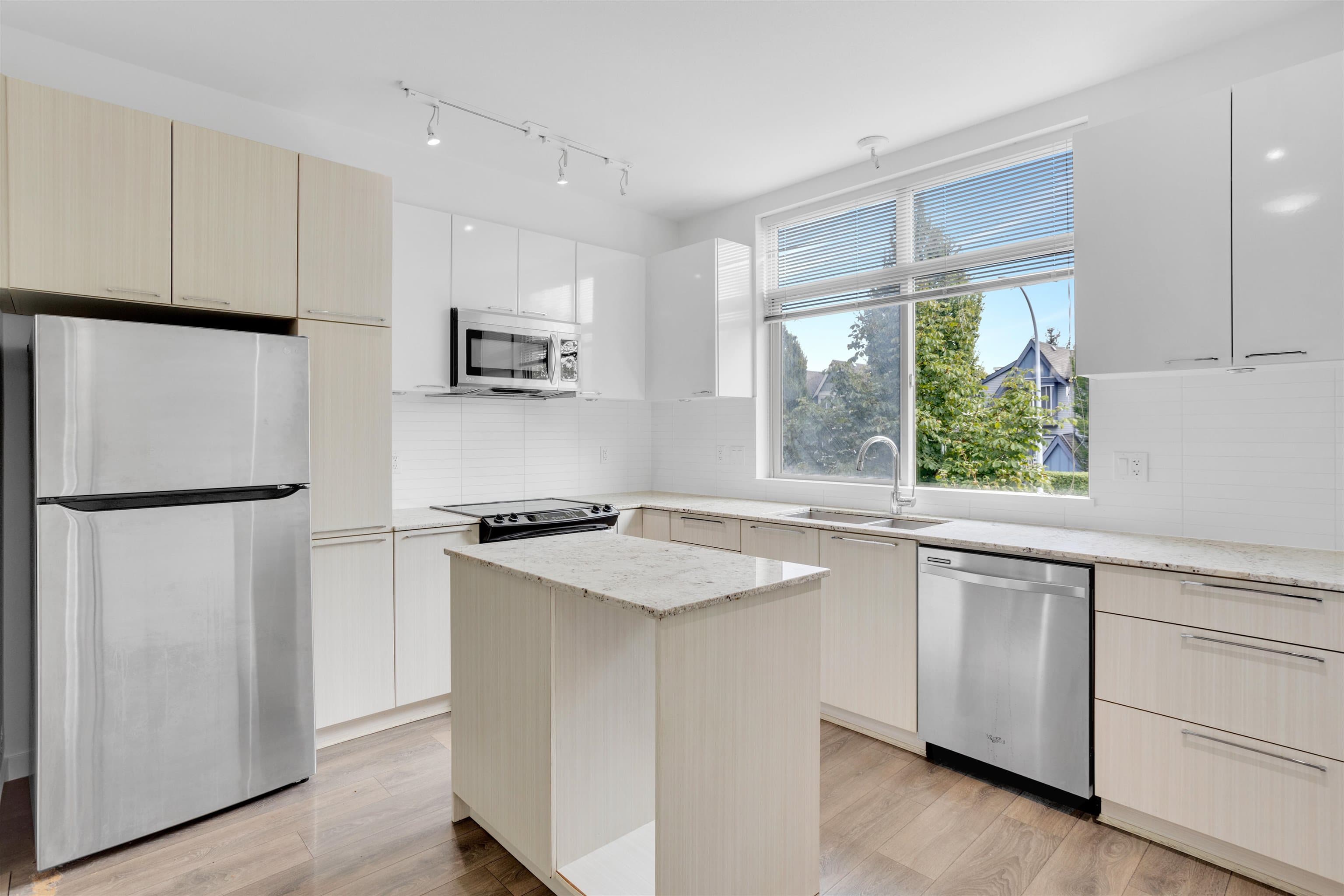 10 - 8473 163 Street, Surrey, V4N 6M7 — photo 5