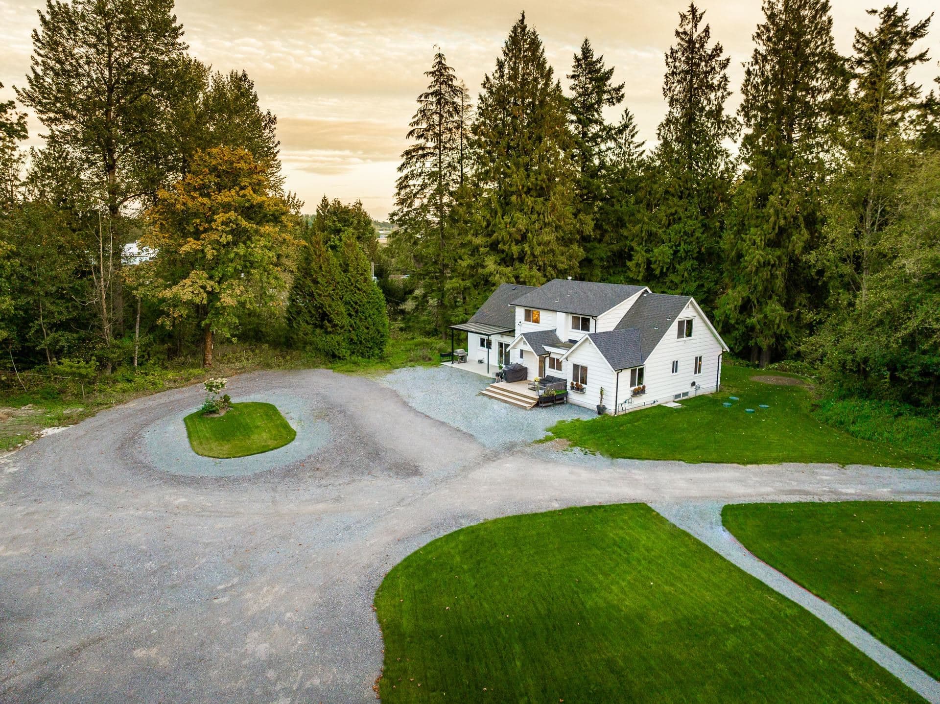 27591 40 Avenue, Langley, V4W 1V8 — photo 3