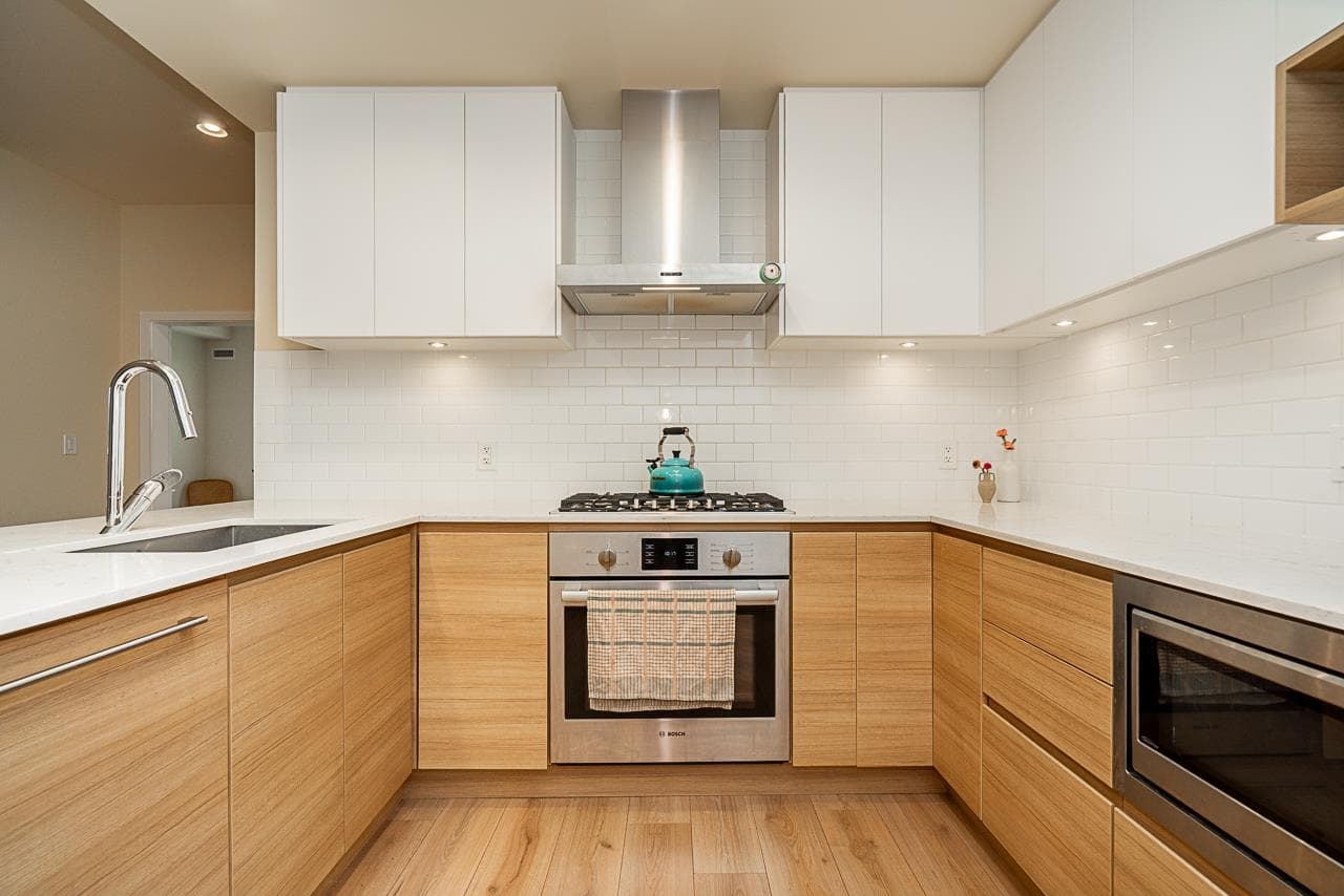 112 - 55 Klahanie Drive, Port Moody, V3H 0M9 — photo 3