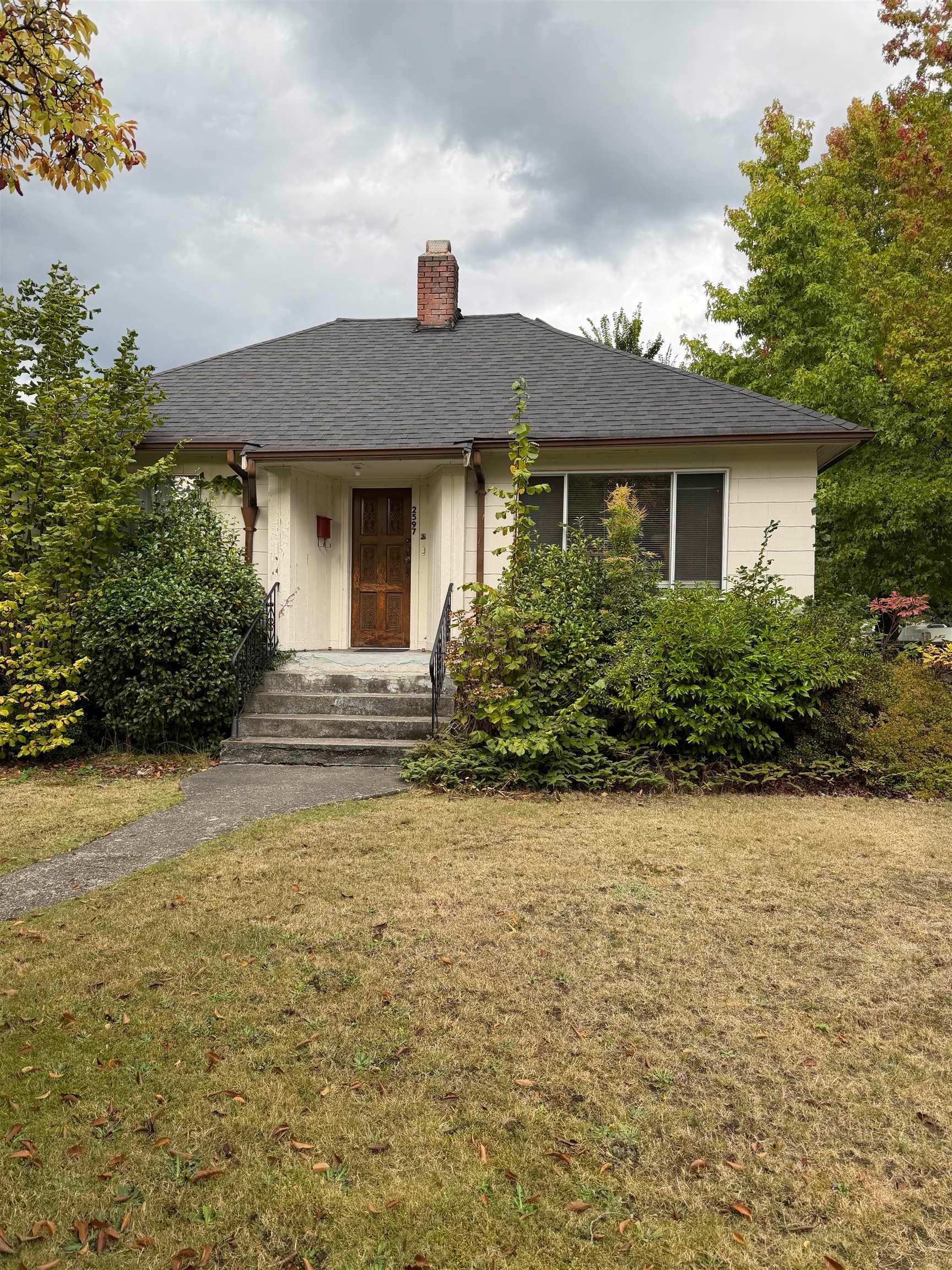 2597 E 4th Avenue, Vancouver — sold