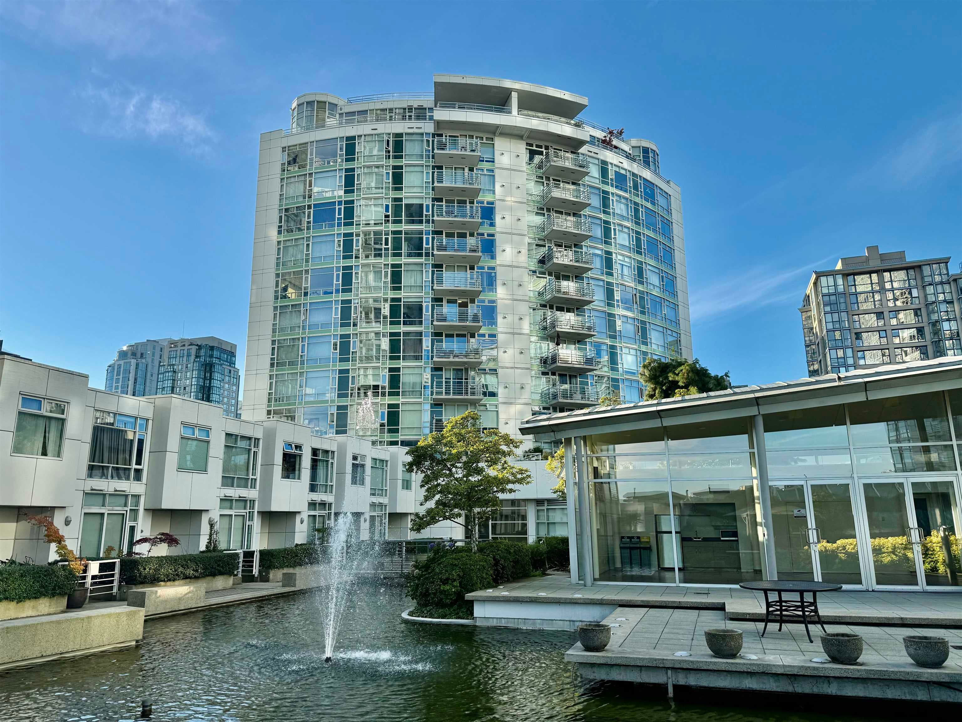 906 - 189 Davie Street, Vancouver, V6Z 2X9 — photo 2
