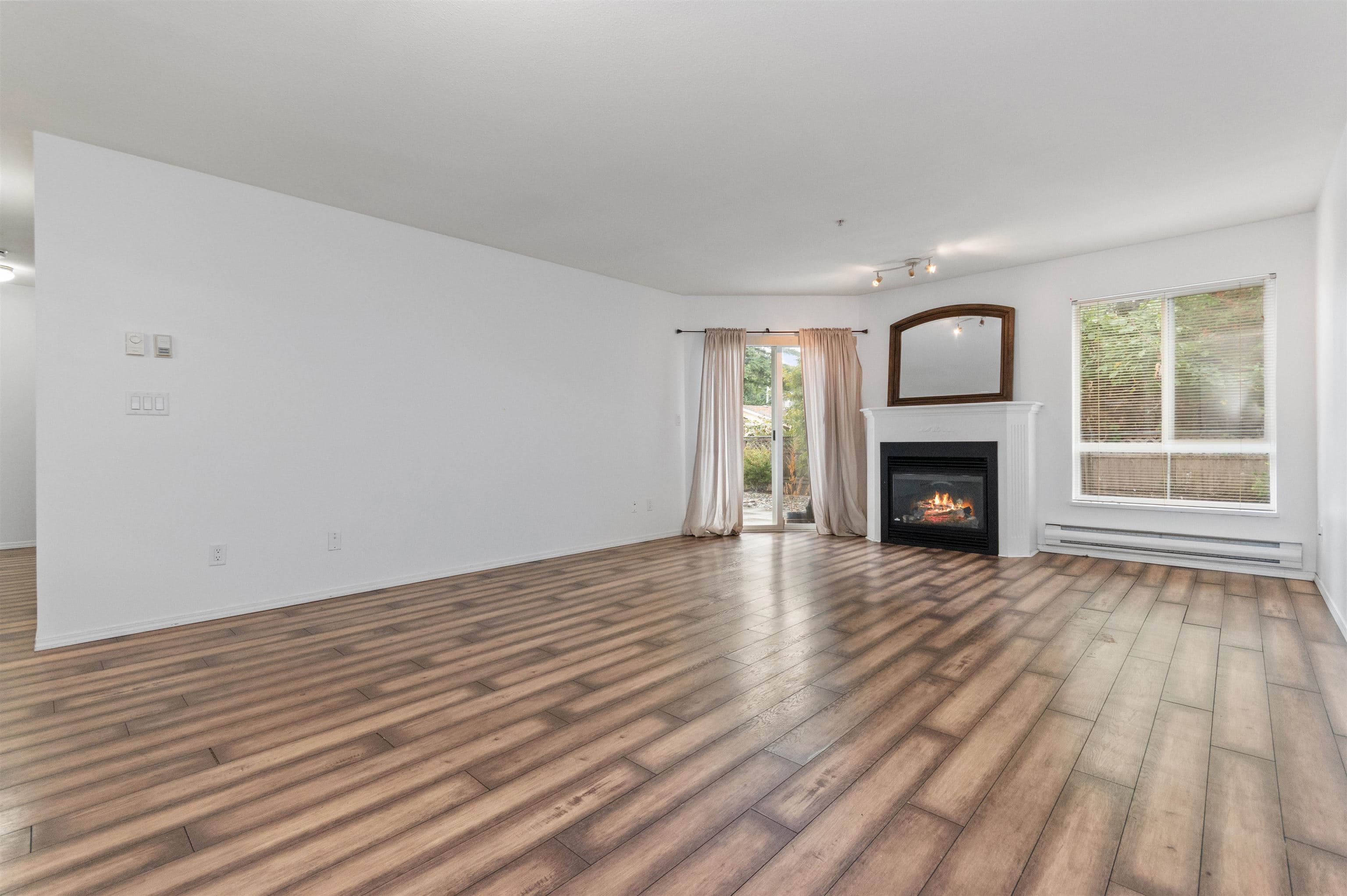 103 - 31831 Peardonville Road, Abbotsford, V2T 1L5 — photo 3