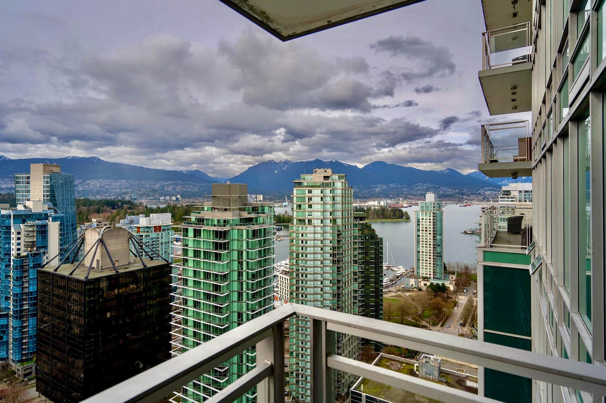 2806 - 1288 W Georgia Street, Vancouver, V6E 4R3 — photo 3