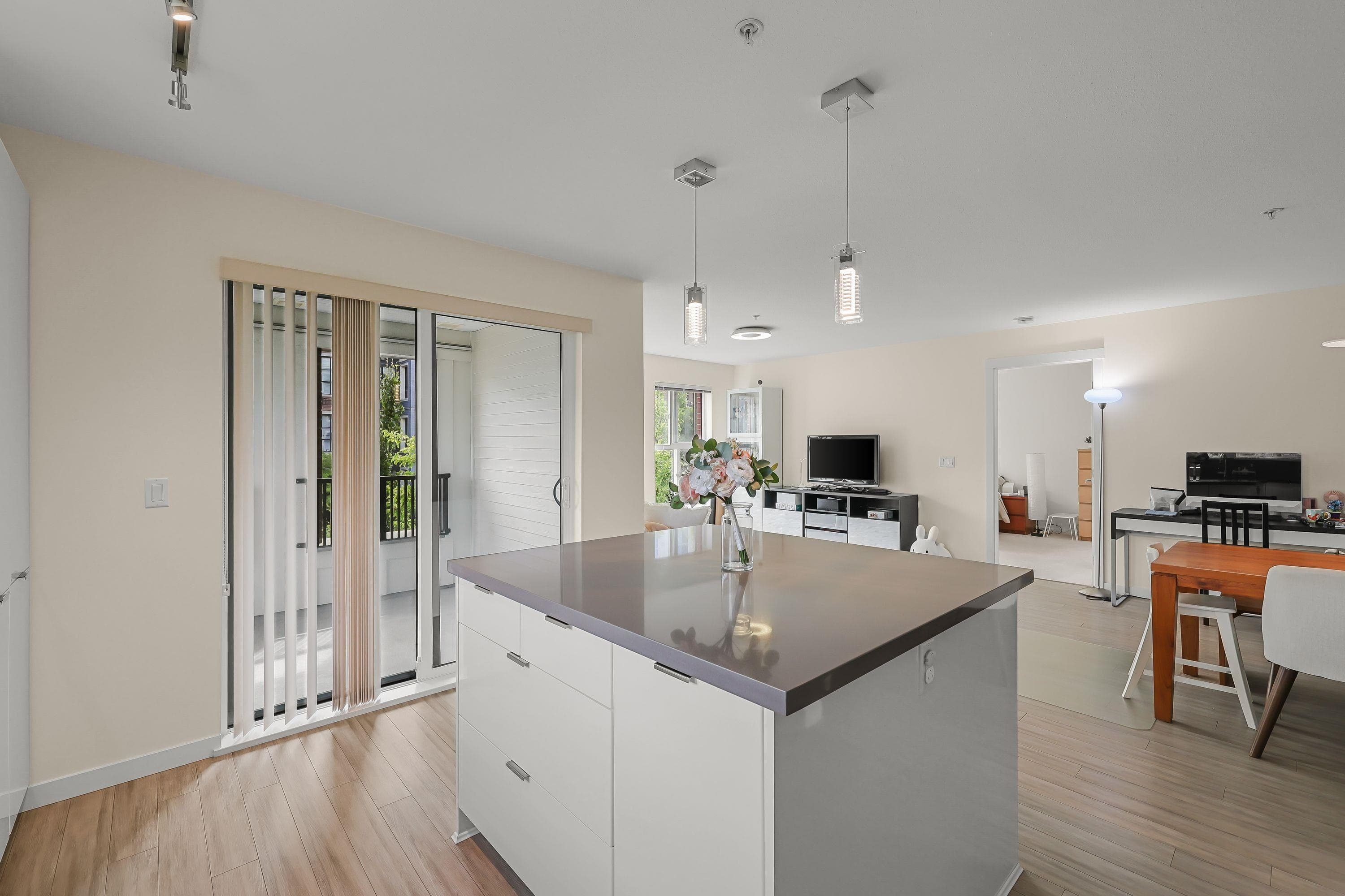 202 - 3323 151 Street, Surrey, V3Z 0L3 — photo 4