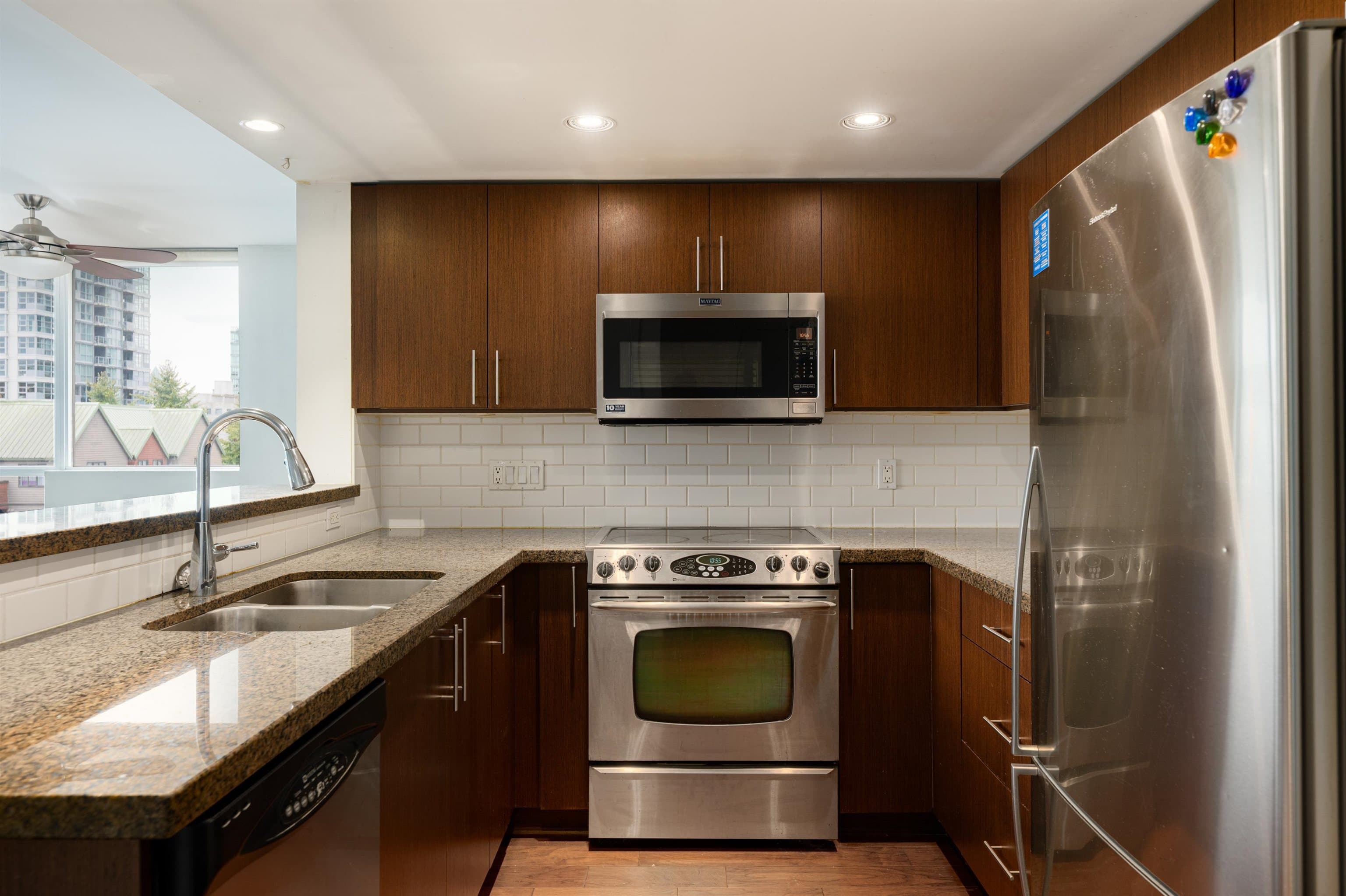 503 - 125 Milross Avenue, Vancouver, V6A 0A1 — photo 3