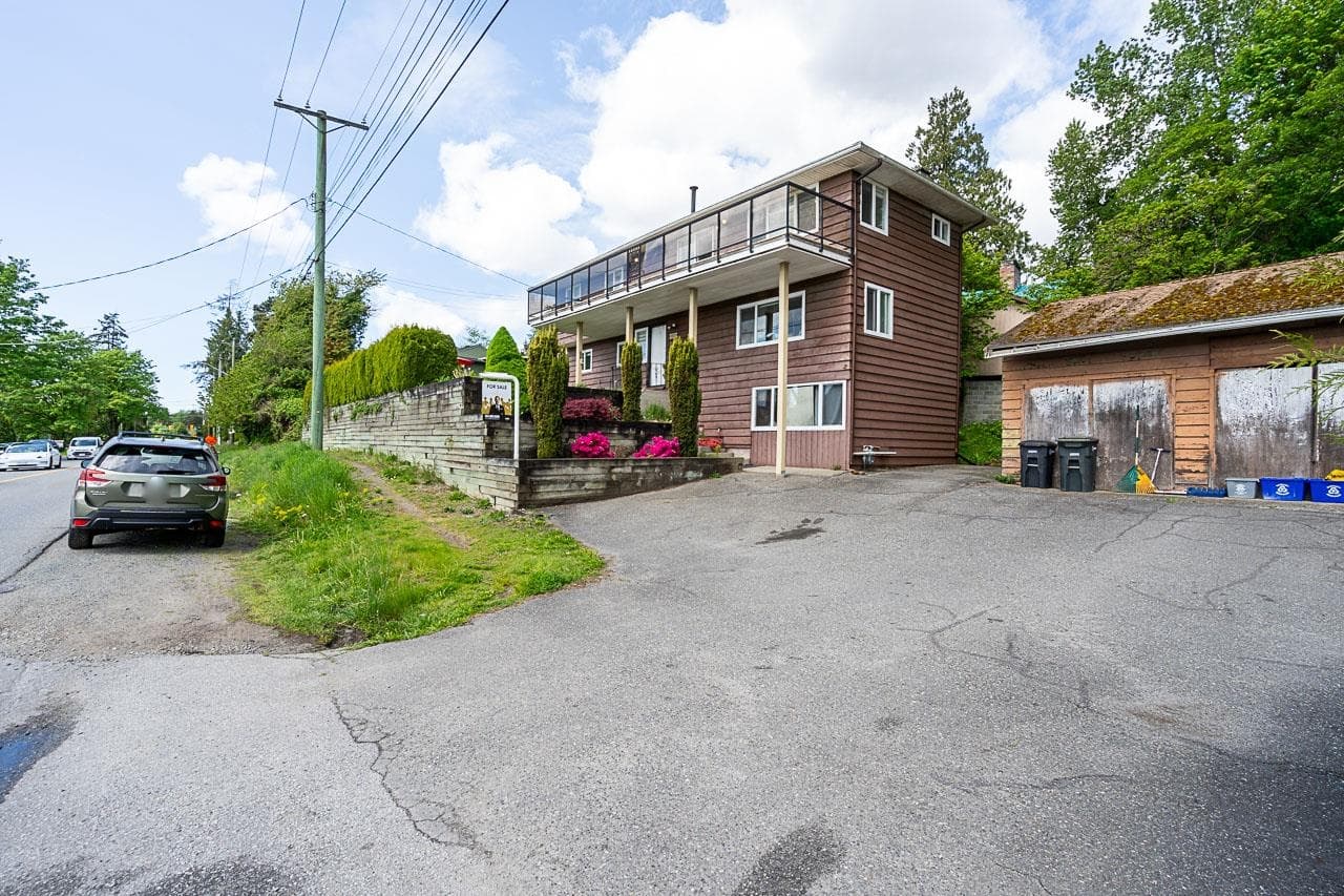 4871 Marine Drive, Burnaby, V5J 3G5 — photo 2