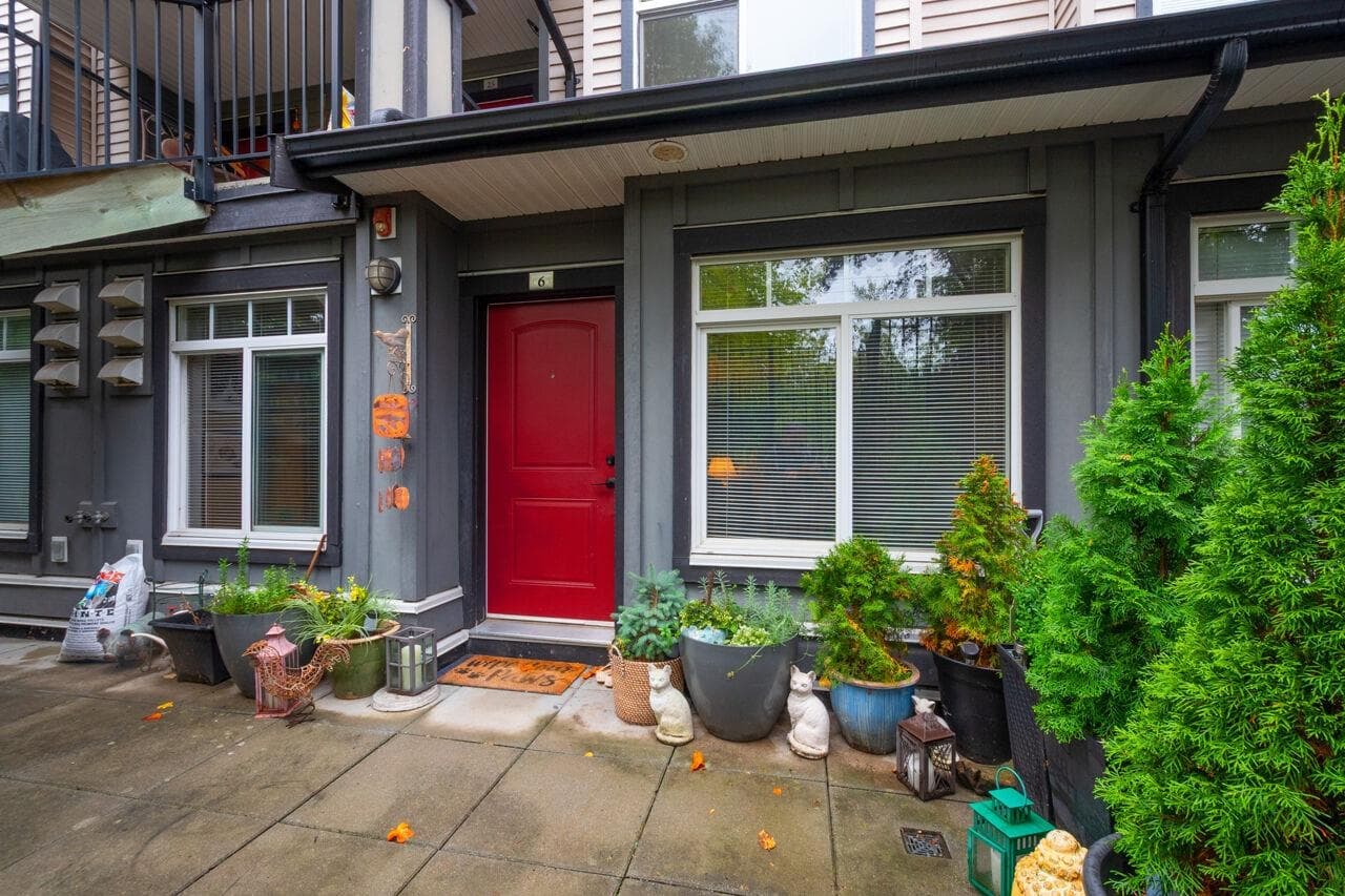 6 - 7428 E 14th Avenue, Burnaby