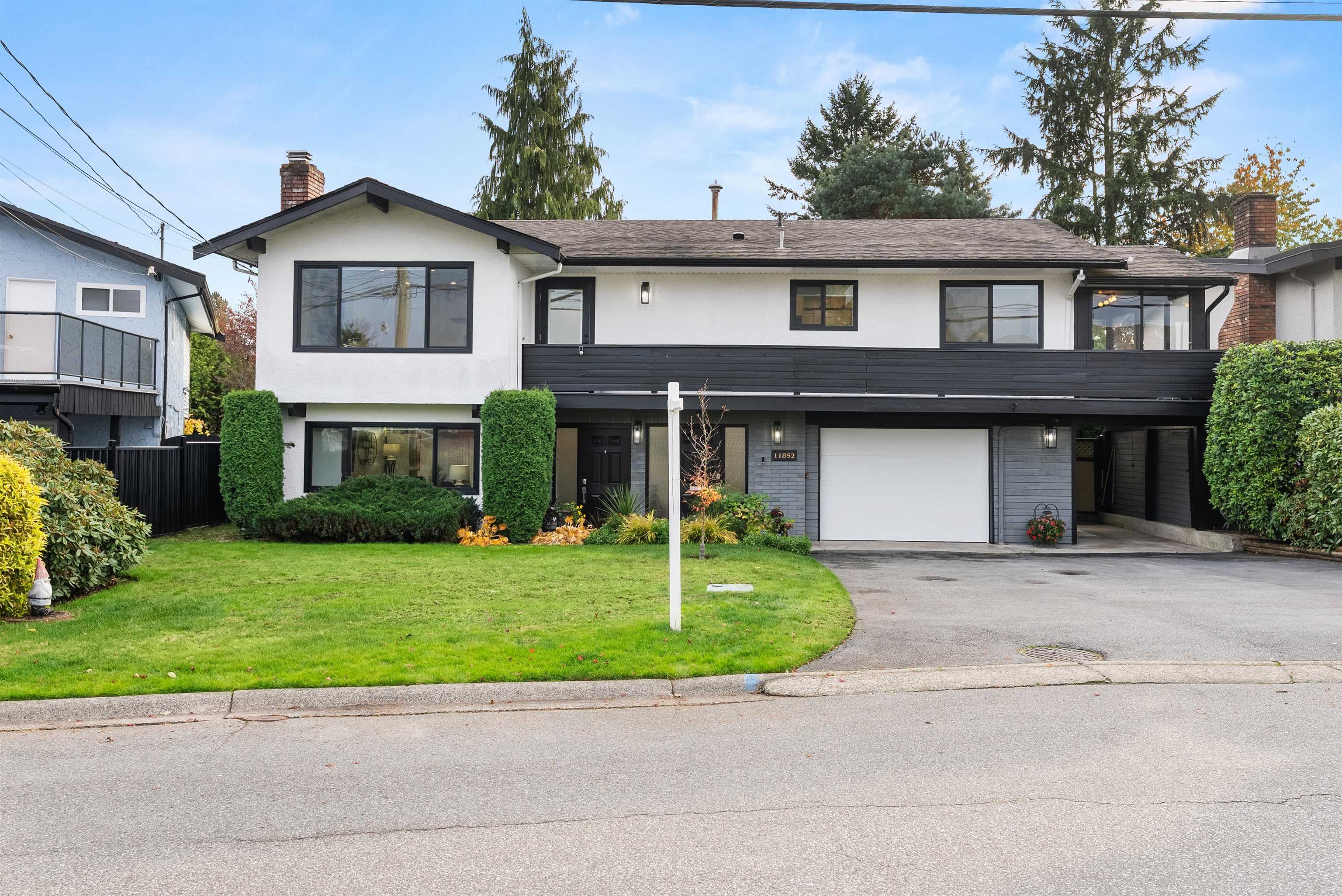 11852 85a Avenue, Delta, V4C 2V6 — photo 2