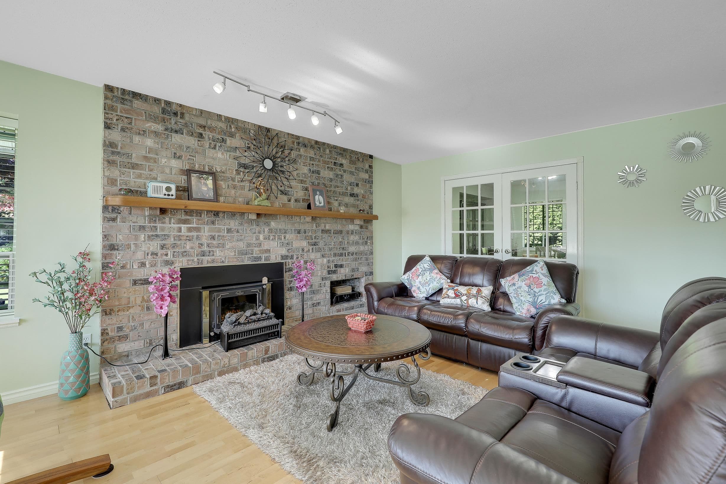 8182 140b Street, Surrey, V3W 8X3 — photo 4