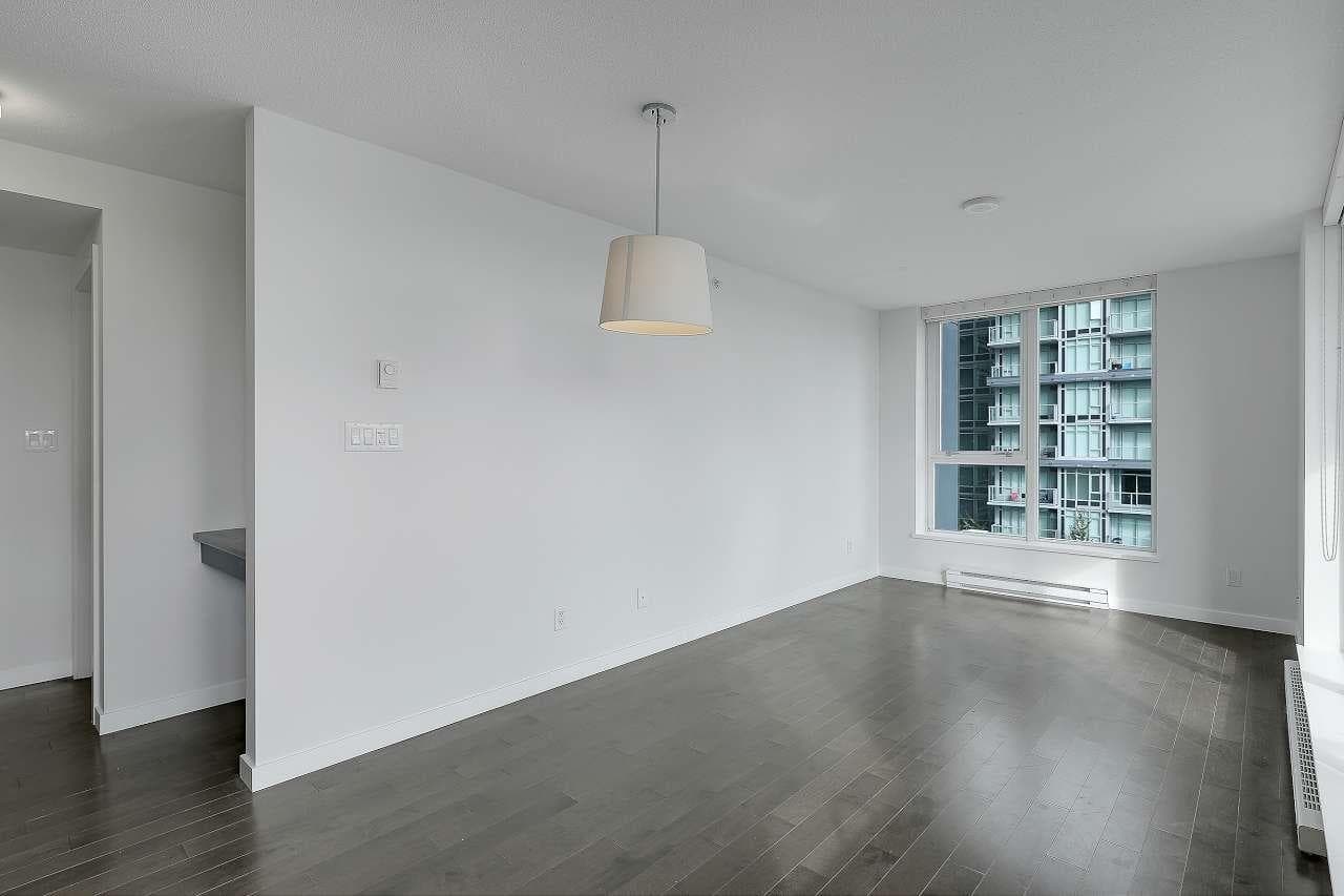 809 - 13325 102a Avenue, Surrey, V3T 5T1 — photo 3