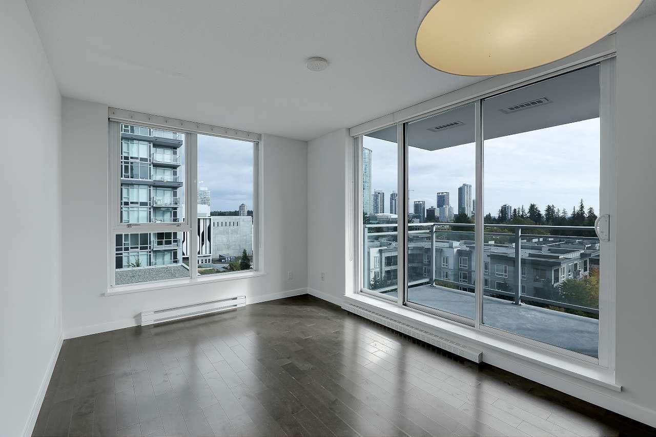 809 - 13325 102a Avenue, Surrey, V3T 5T1 — photo 4