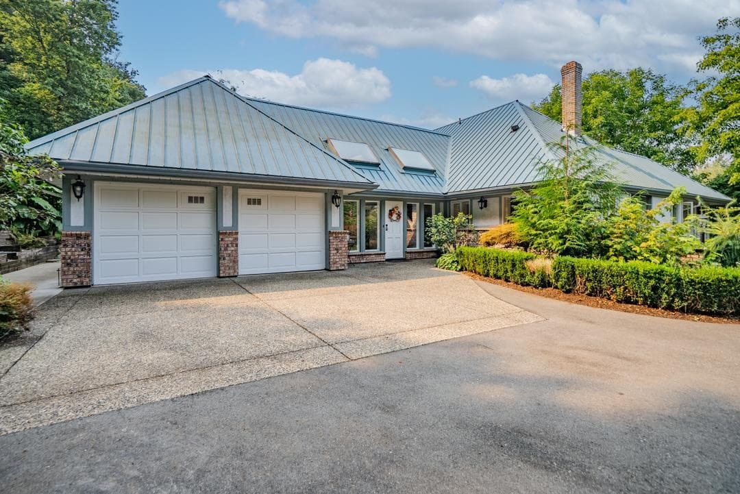 41056 Belrose Road, Abbotsford, V3G 2M9 — photo 2
