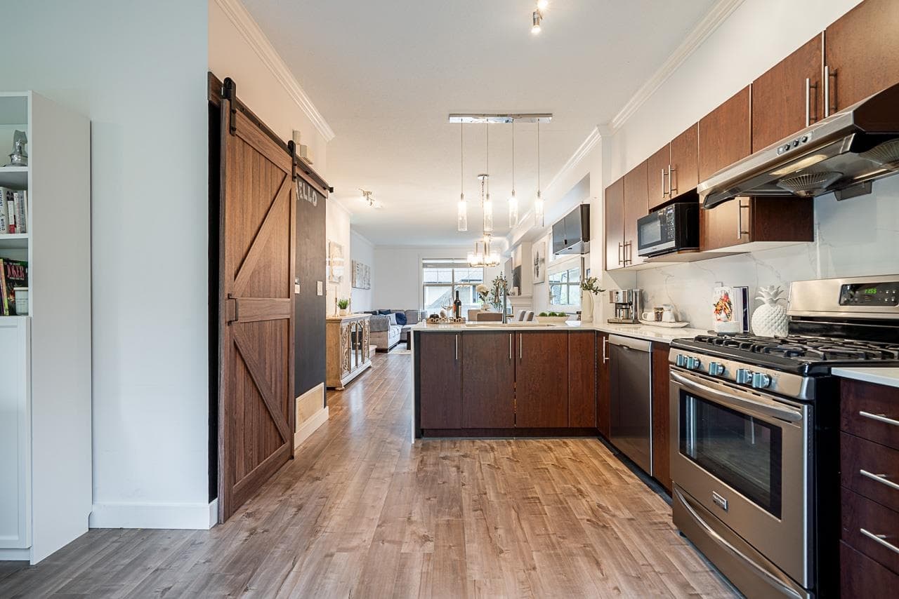 31 - 15152 62a Avenue, Surrey, V3S 1V1 — photo 5