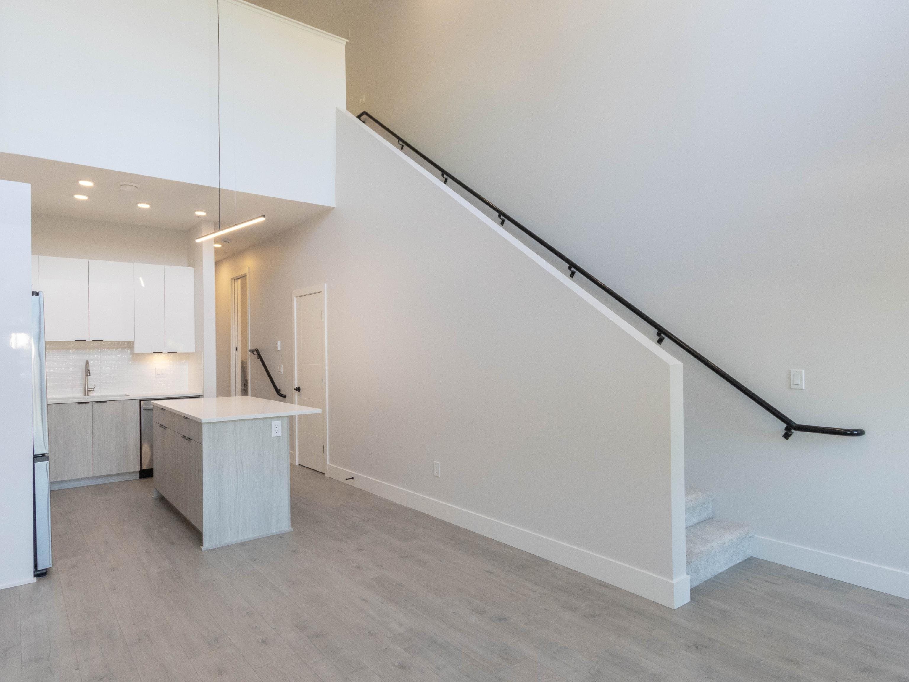 114 - 13458 95 Avenue, Surrey, V3V 0H1 — photo 4
