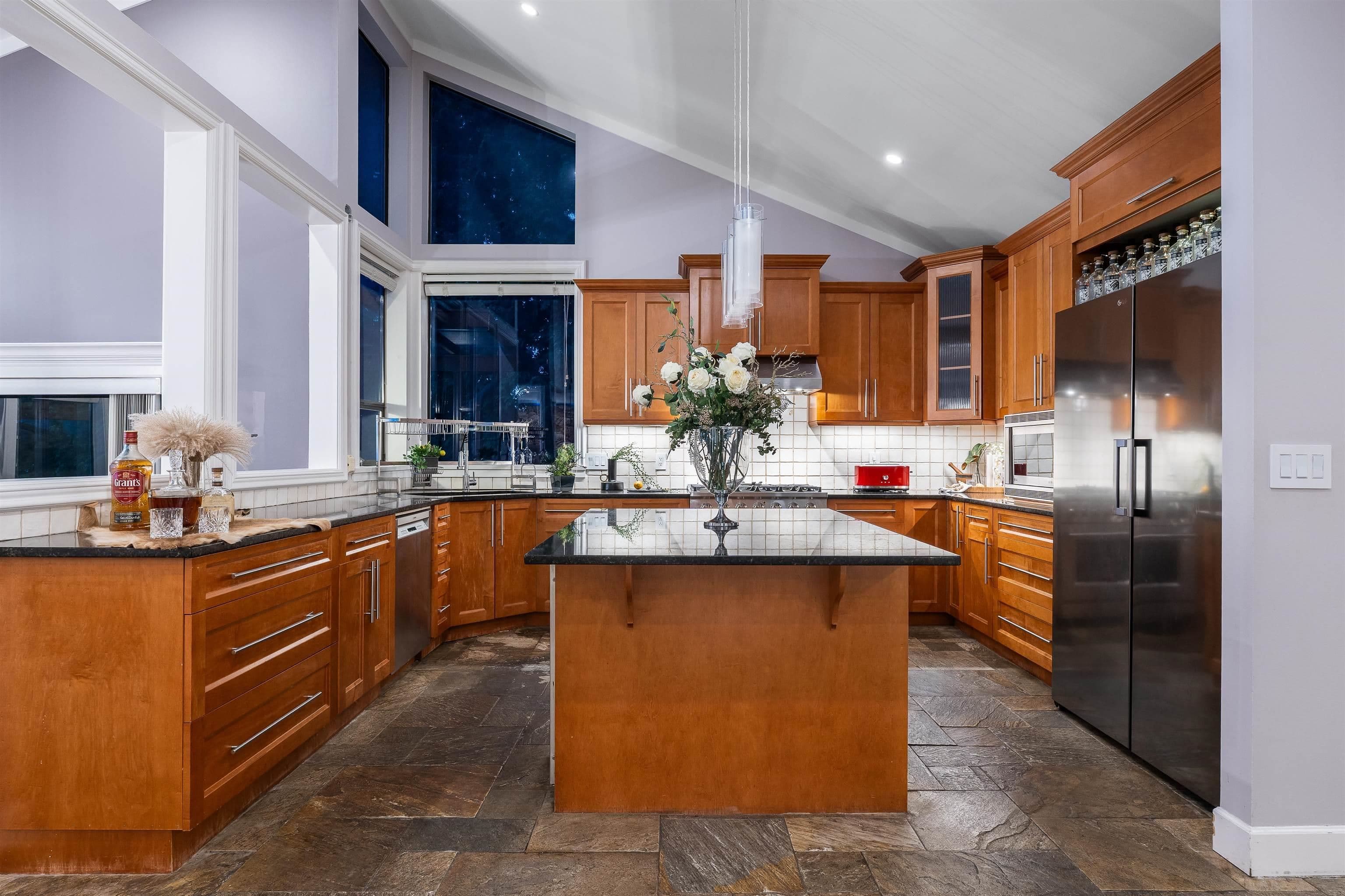 1521 Chartwell Drive, West Vancouver, V7S 2R9 — photo 5