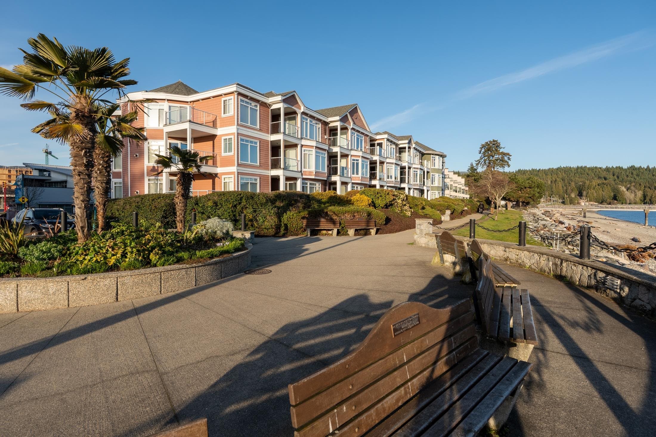 102 - 5470 Inlet Avenue, Sechelt