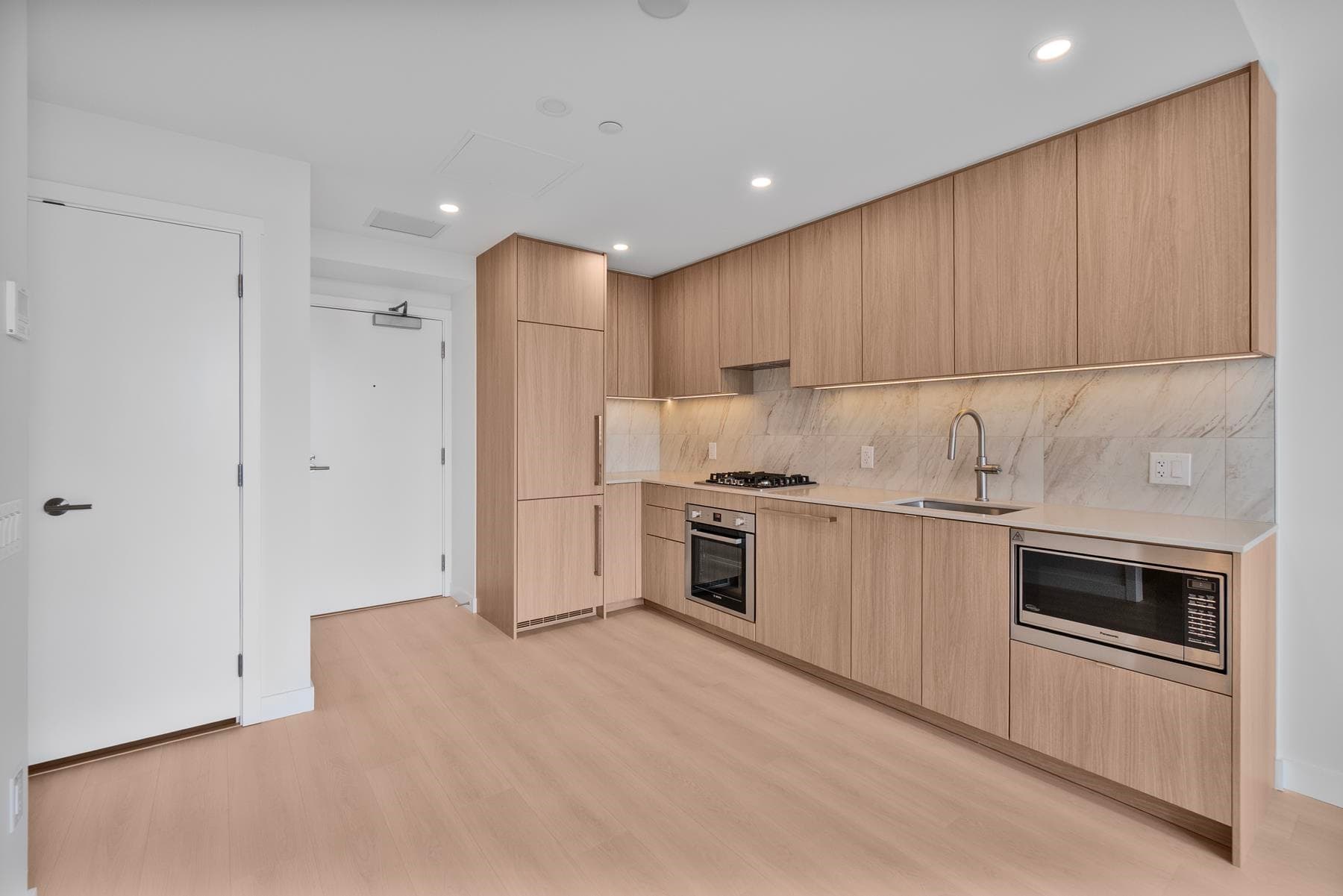 2xxx - 626 Claremont Street, Coquitlam, V3J 0T1 — photo 4