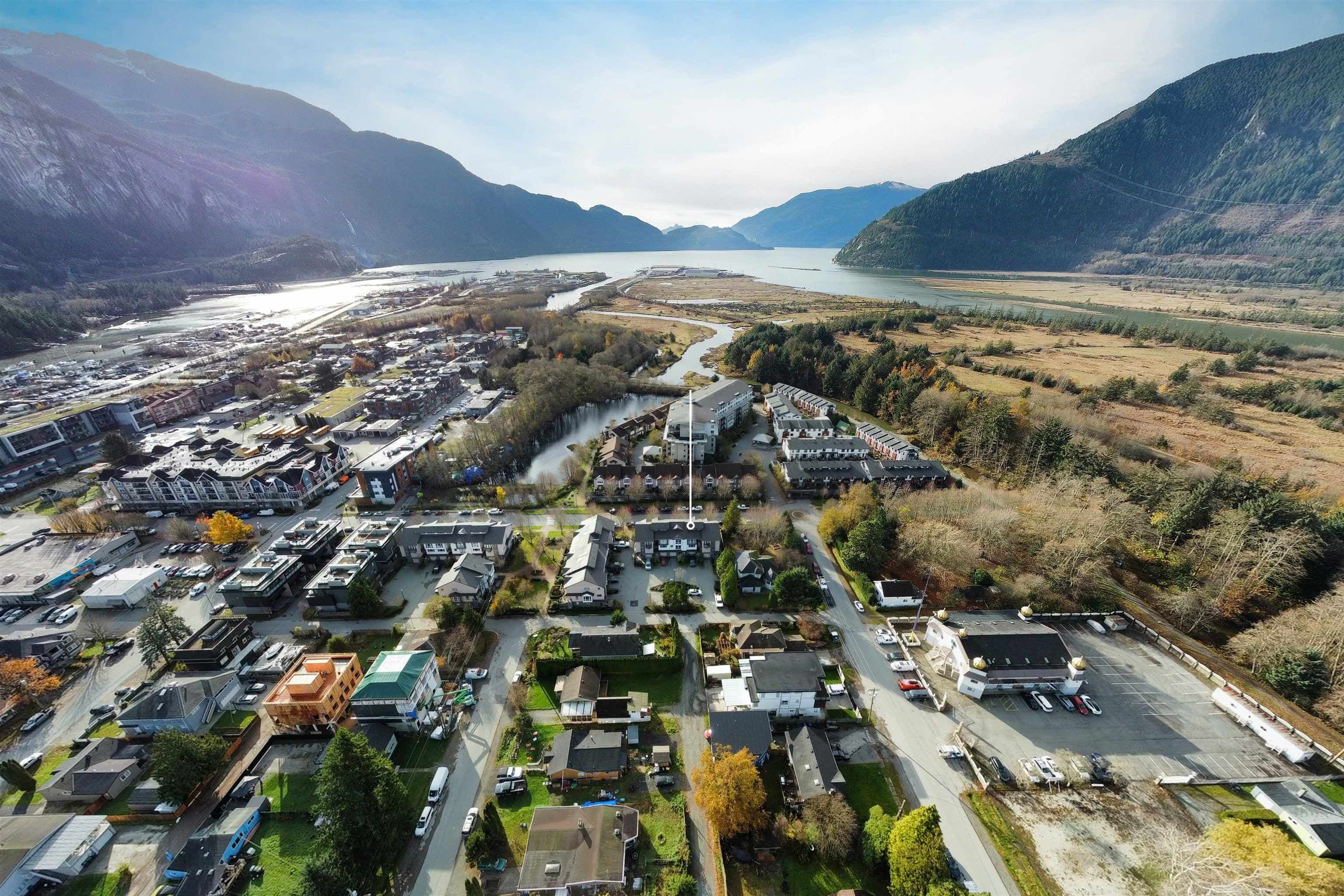 3 - 1233 Main Street, Squamish