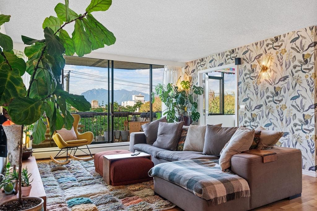 403 - 2445 W 3rd Avenue, Vancouver