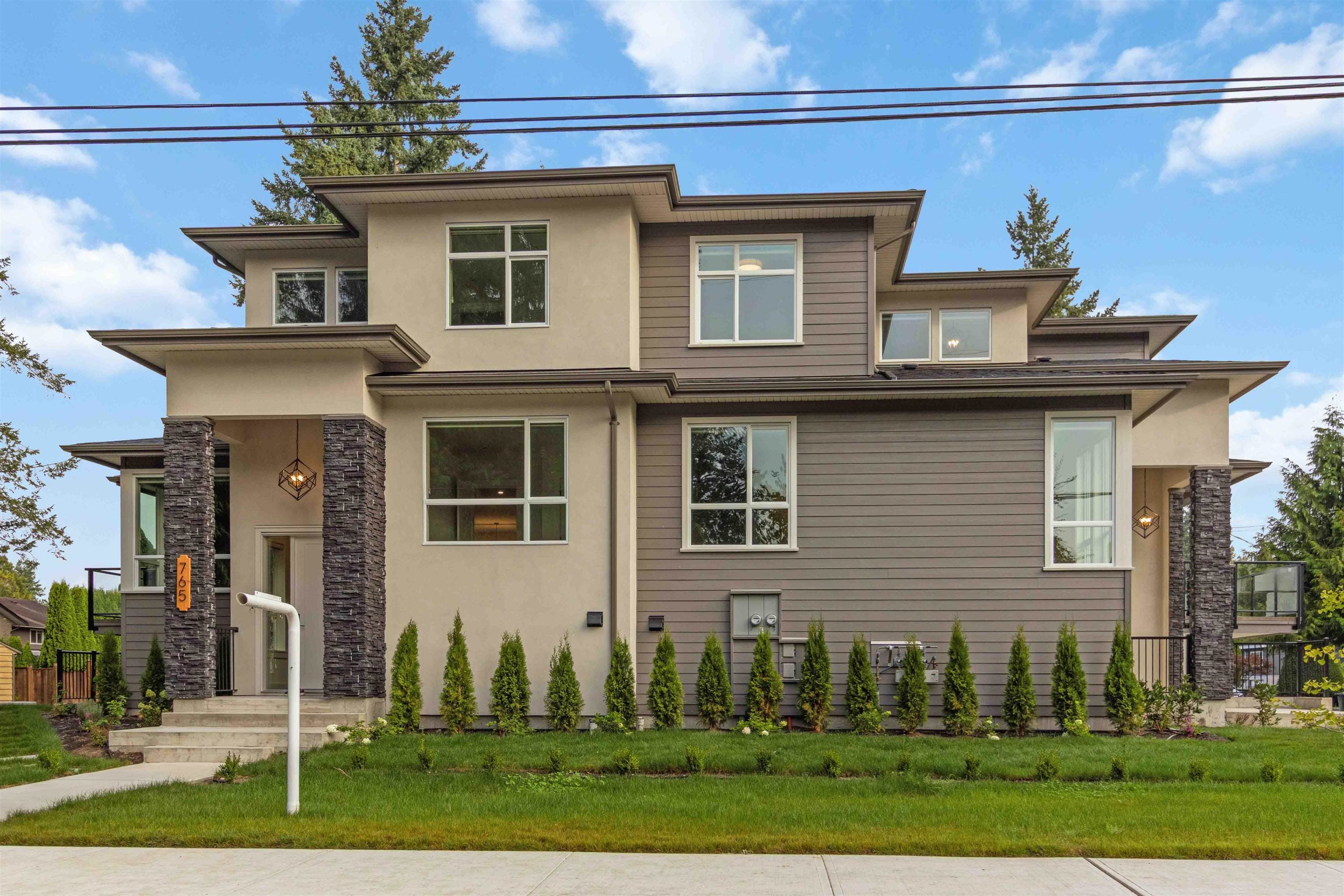 765 Patricia Avenue, Port Coquitlam, V3B 0V4 — photo 2