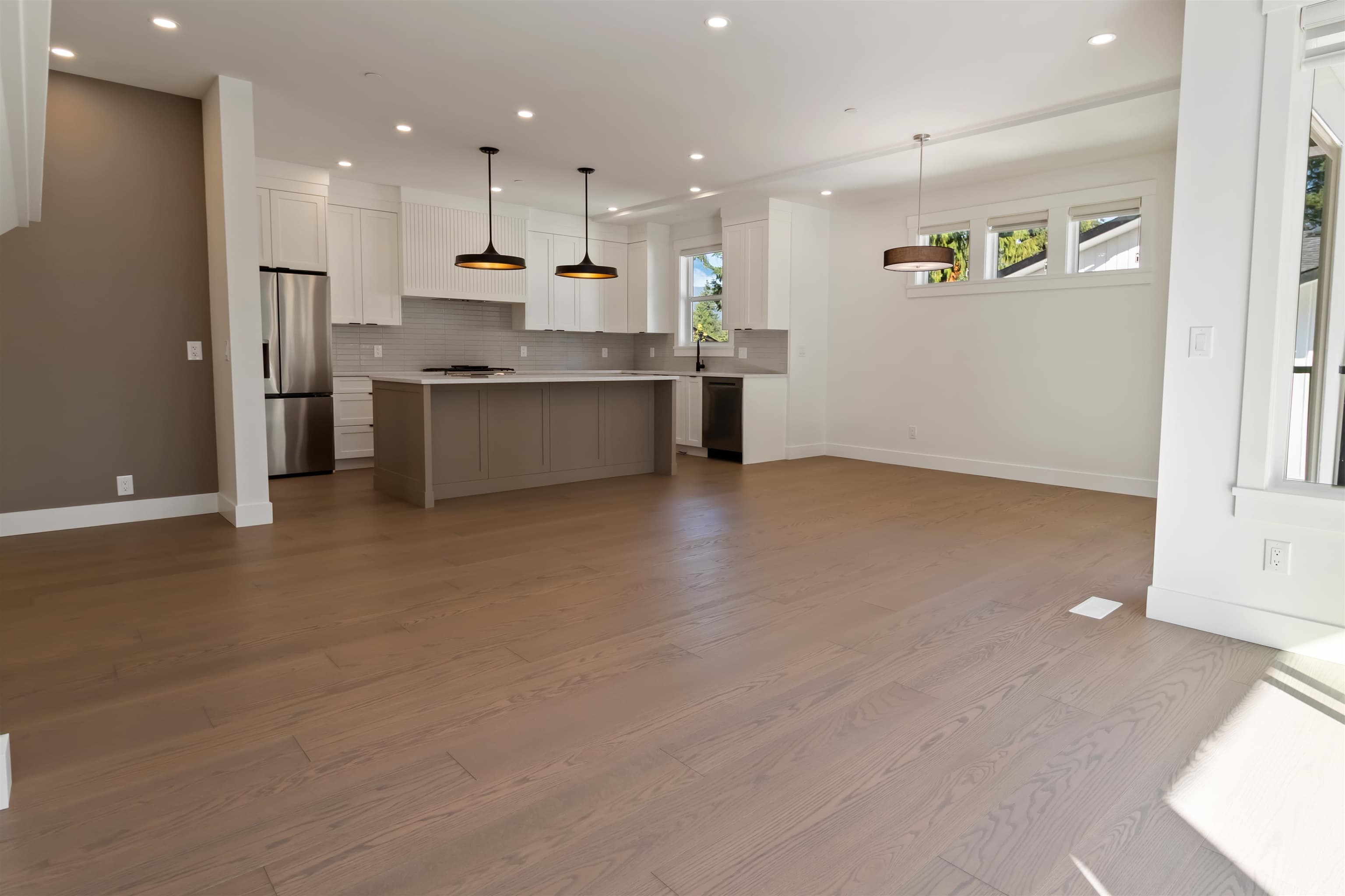 765 Patricia Avenue, Port Coquitlam, V3B 0V4 — photo 5