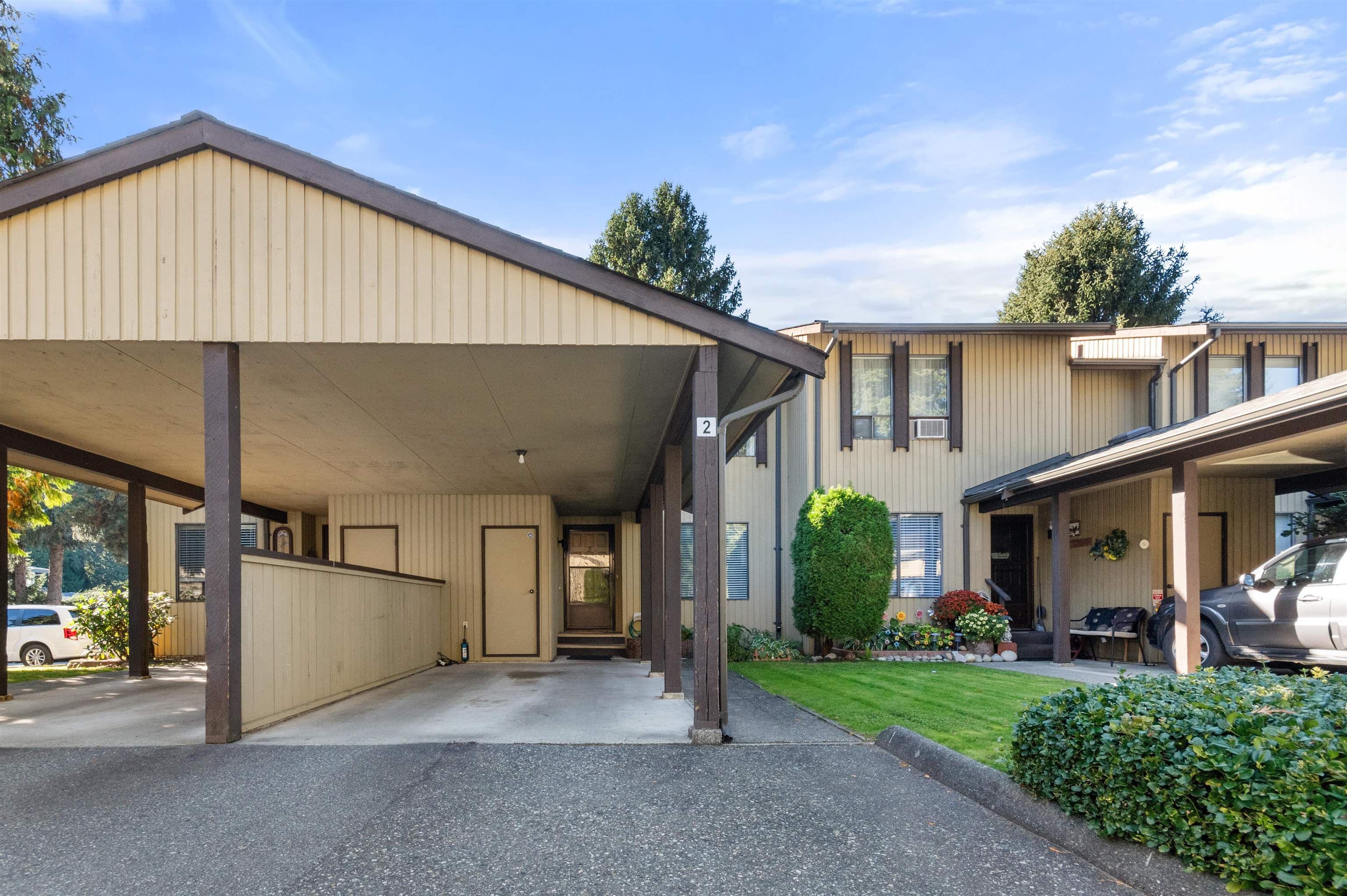 2 - 2998 Mouat Drive, Abbotsford