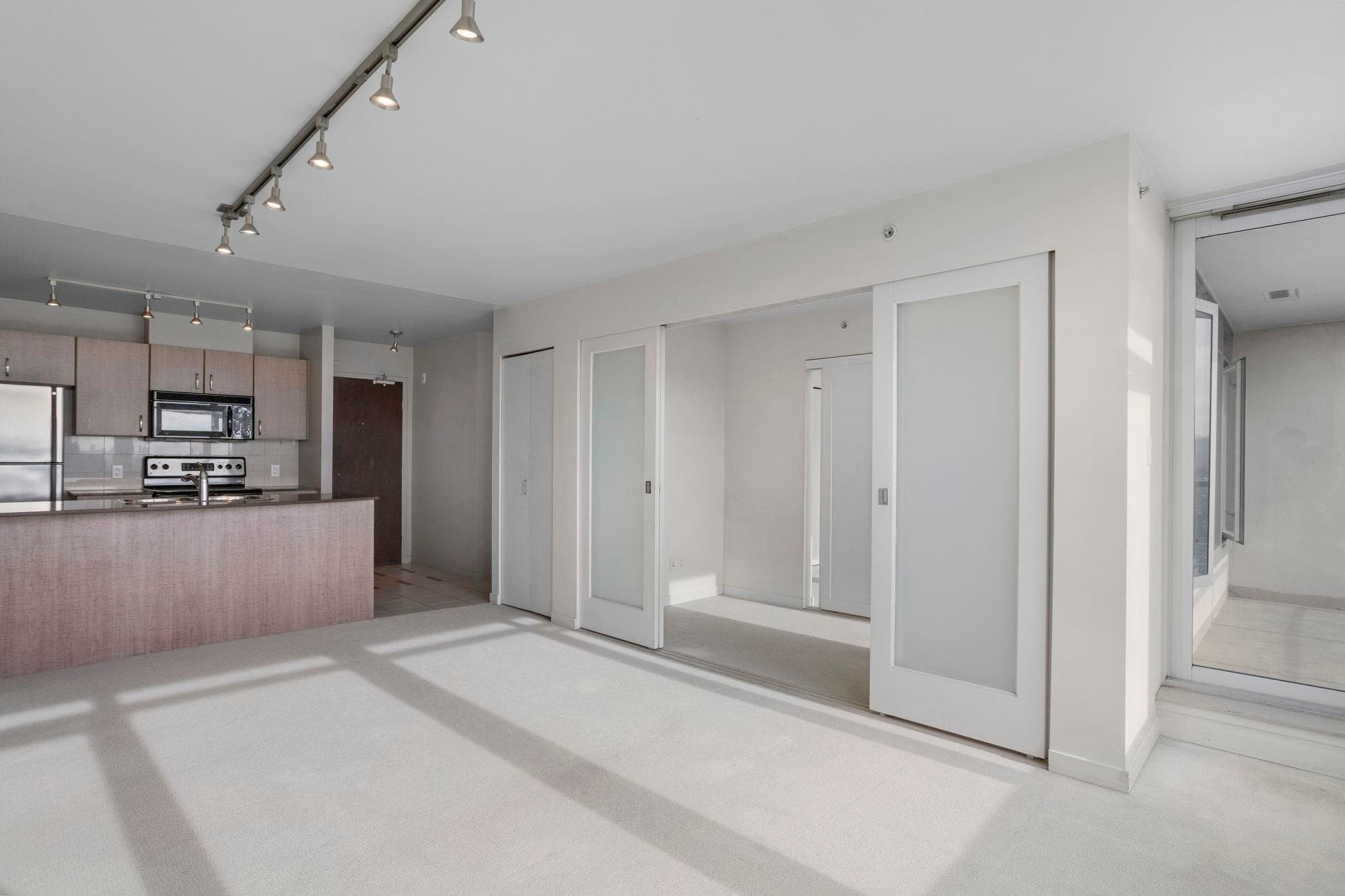 2613 - 610 Granville Street, Vancouver, V6C 3T3 — photo 4