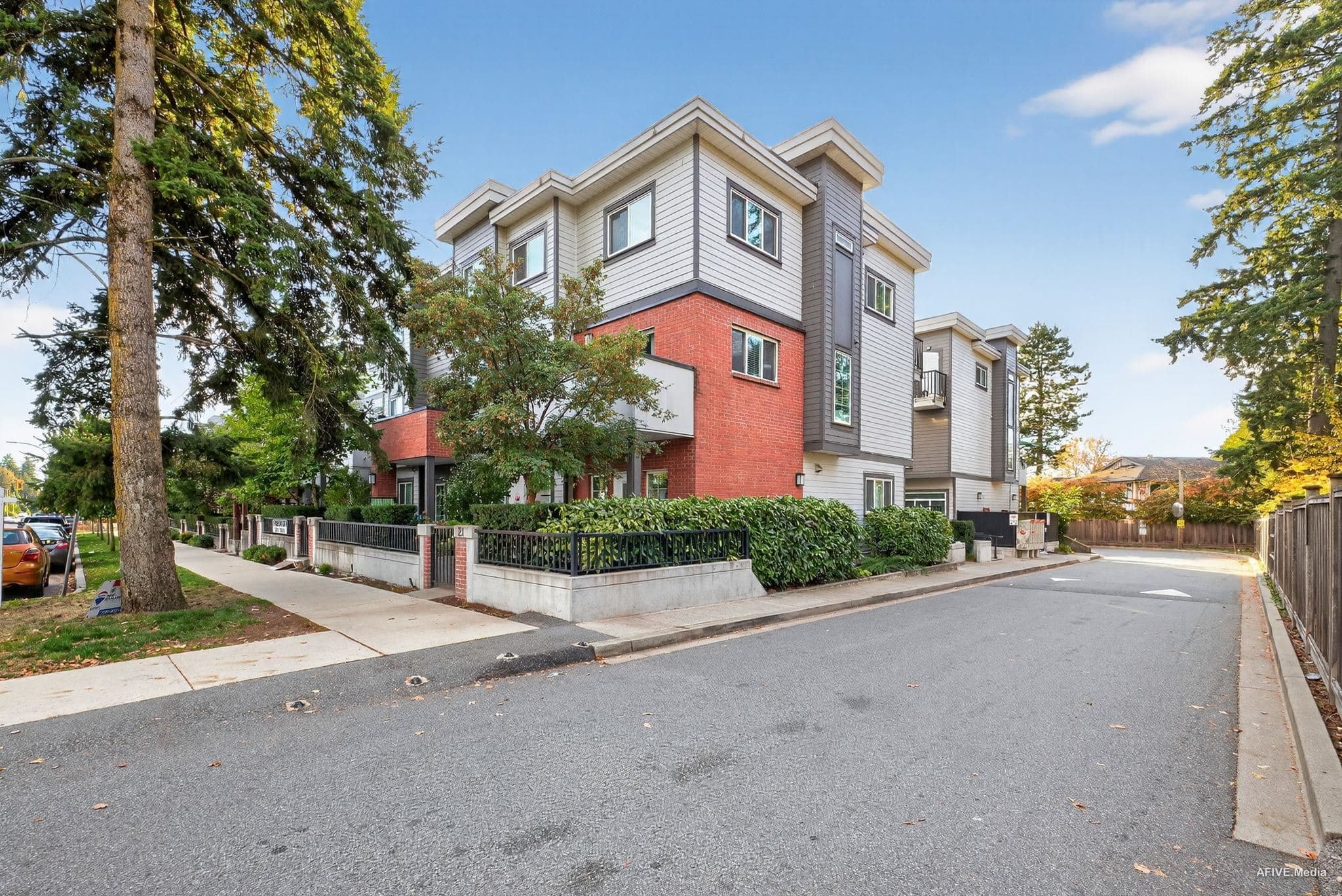 17 - 7247 140 Street, Surrey, V3W 1K8 — photo 2