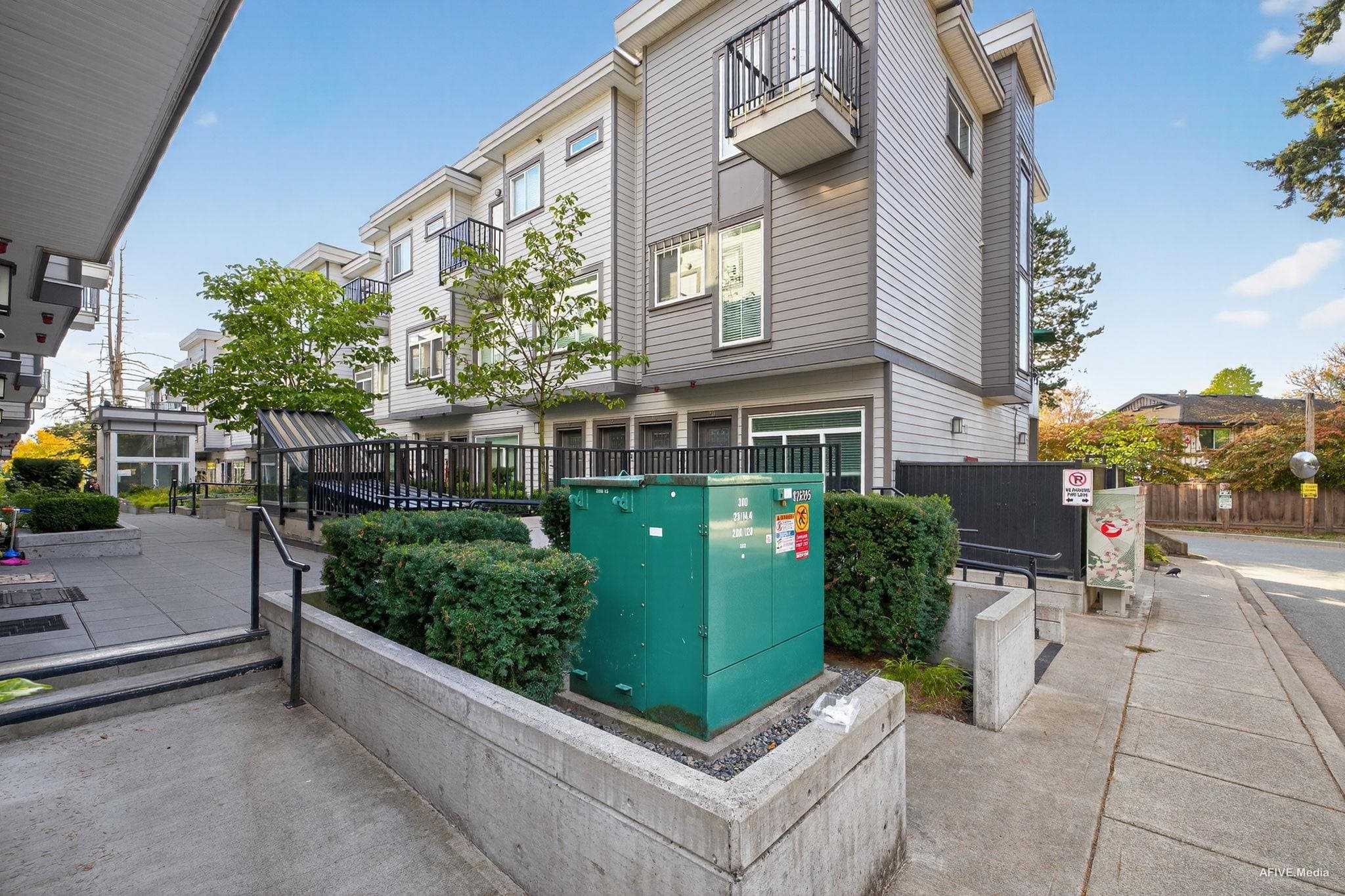 17 - 7247 140 Street, Surrey, V3W 1K8 — photo 3