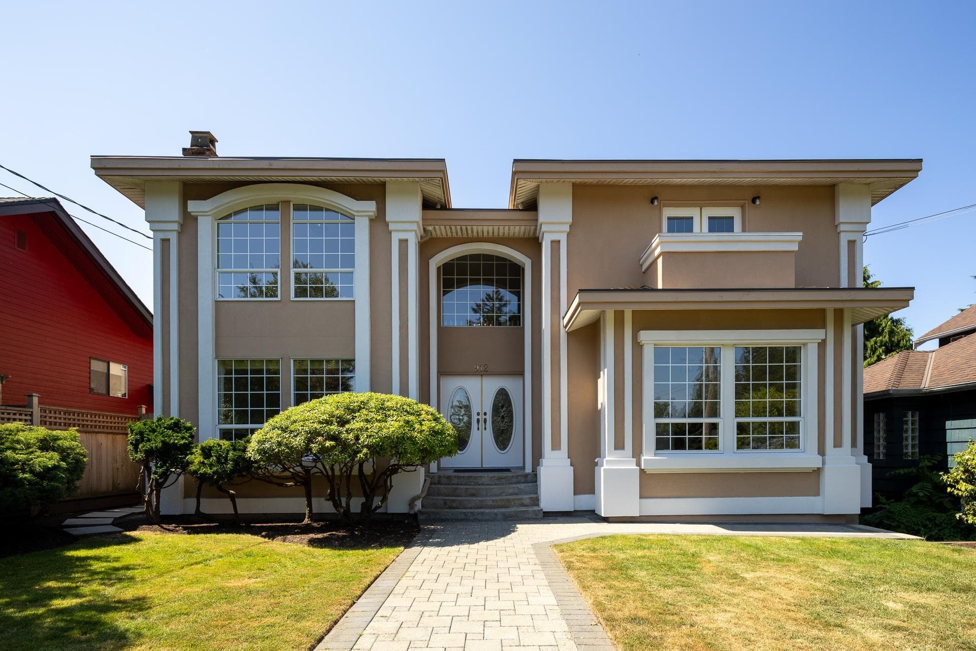 912 Fifth Street, New Westminster — sold