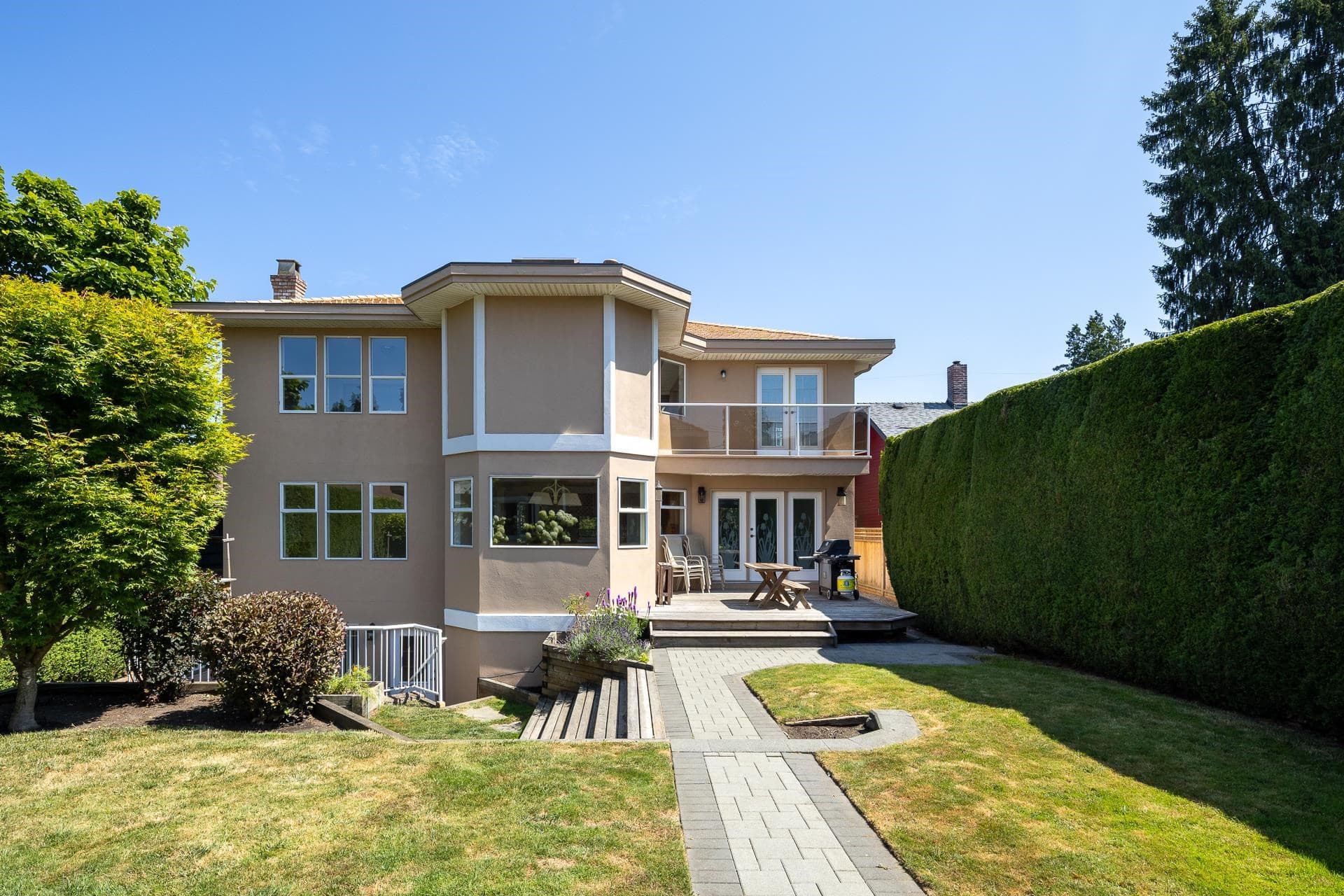 912 Fifth Street, New Westminster, V3L 2Y4 — photo 5
