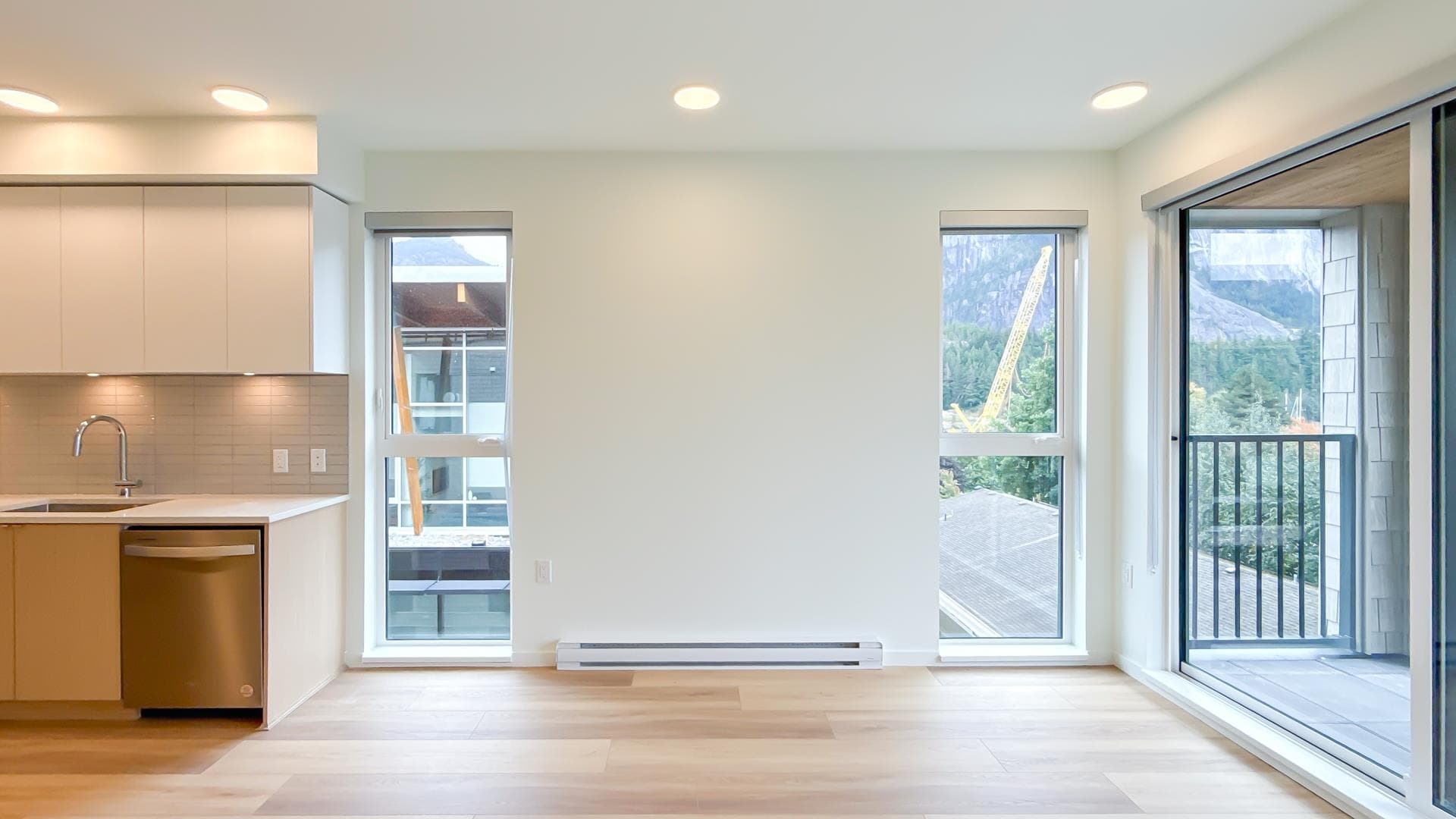 508 - 37994 Second Avenue, Squamish, V8B 0C3 — photo 5