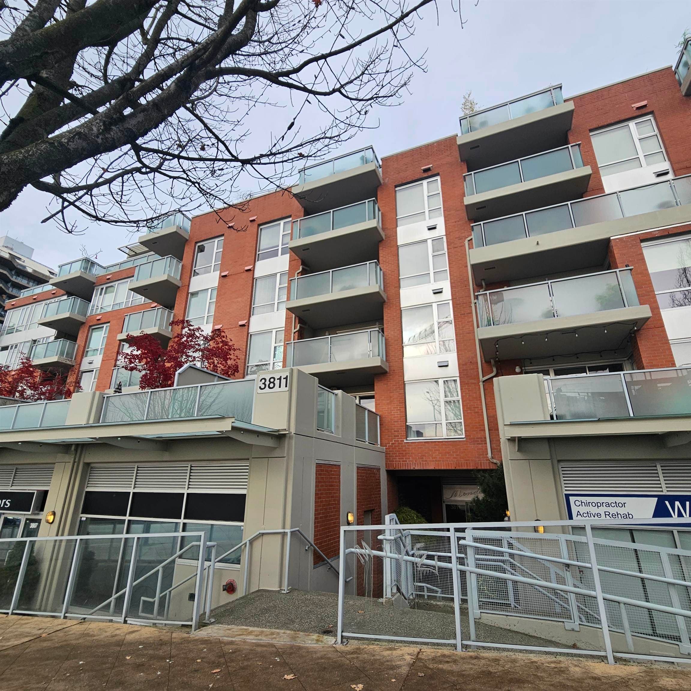 413 - 3811 Hastings Street, Burnaby