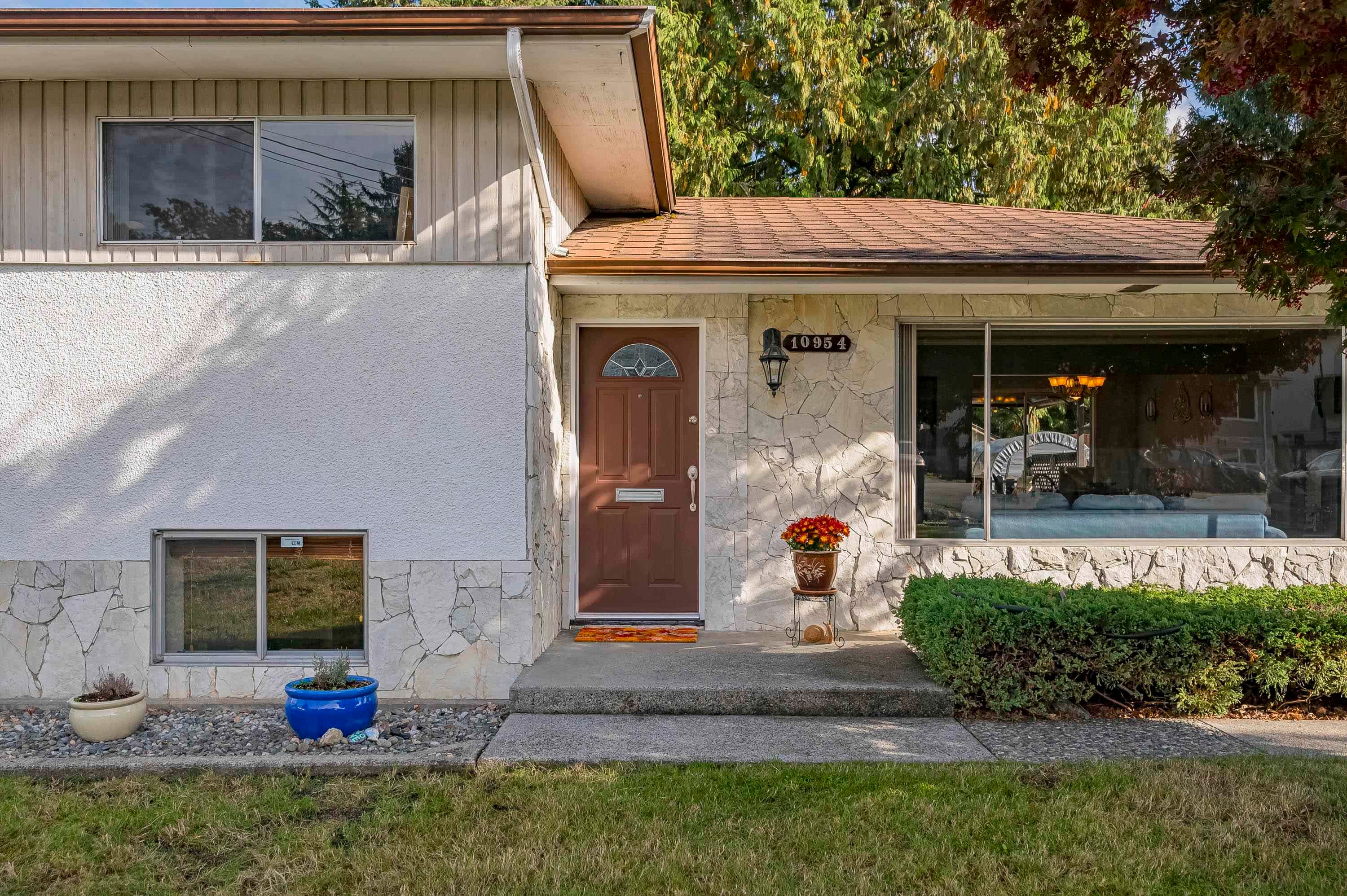 10954 145a Street, Surrey, V3R 3S4 — photo 3