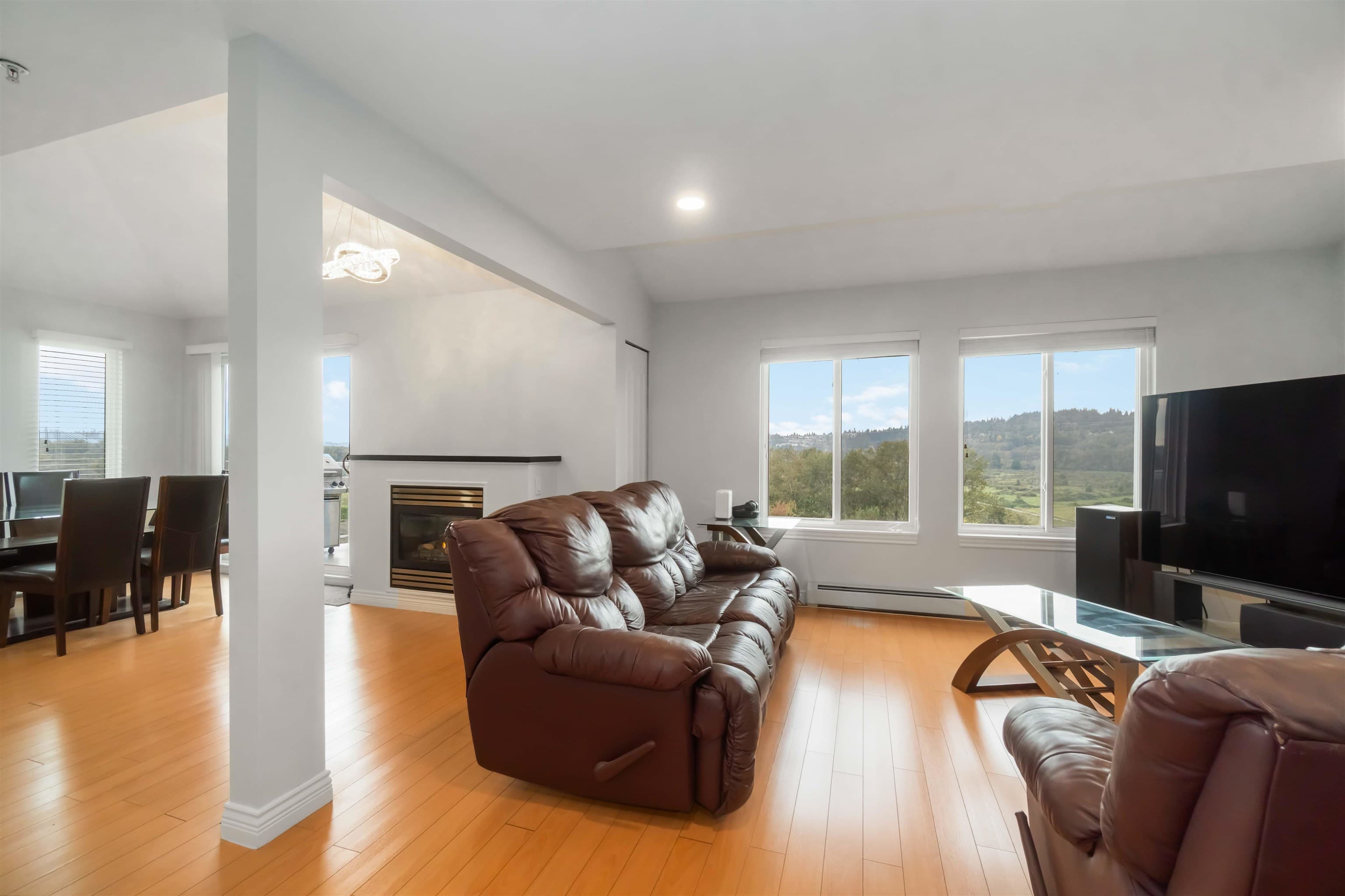 1159 Bennet Drive, Port Coquitlam, V3C 6H2 — photo 3