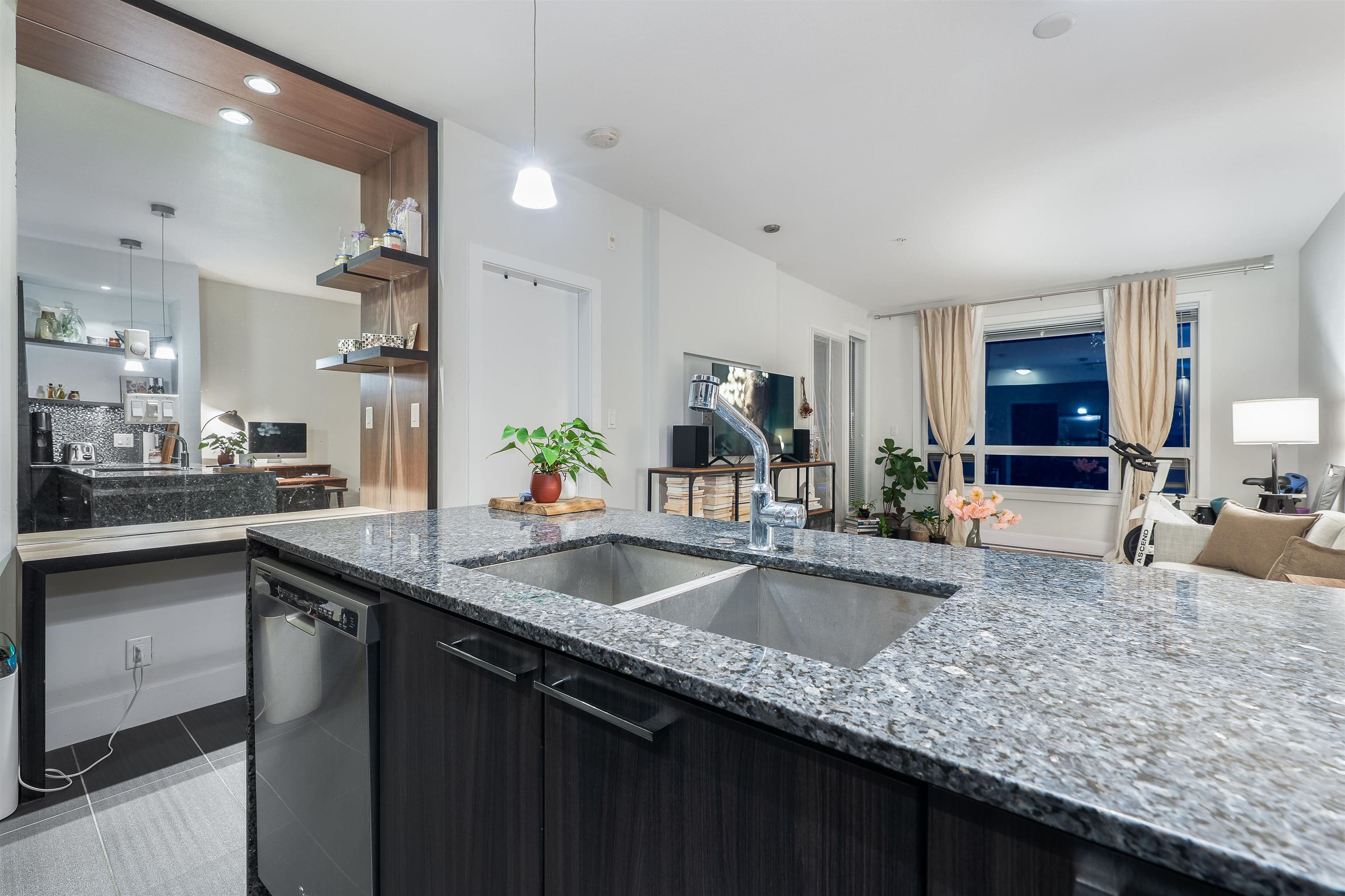 A318 - 20211 66 Avenue, Langley, V2Y 0L4 — photo 4