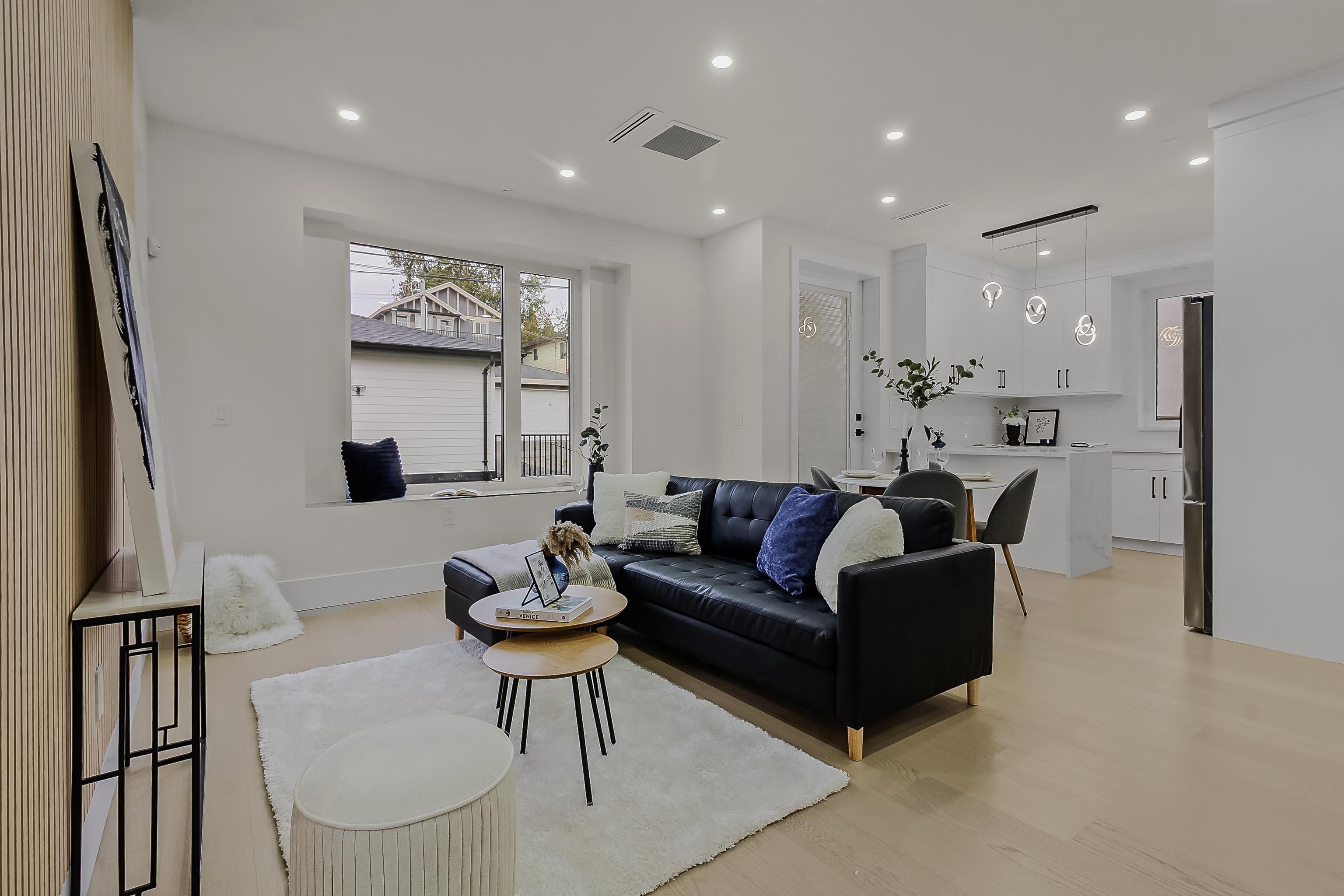 2 - 585 E 60th Avenue, Vancouver, V5X 2A2 — photo 4