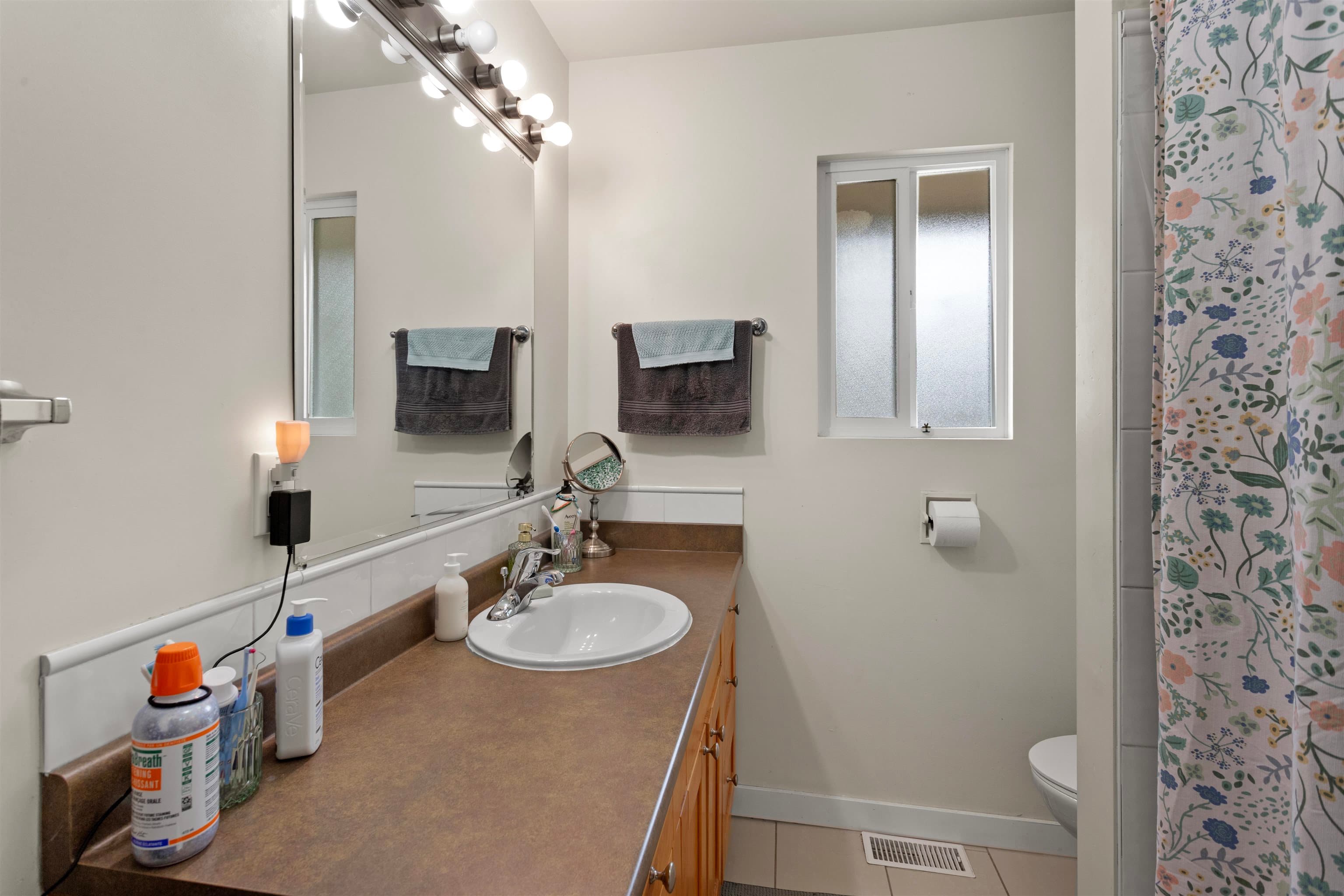 3421 Edinburgh Street, Port Coquitlam, V3B 4K4 — photo 5