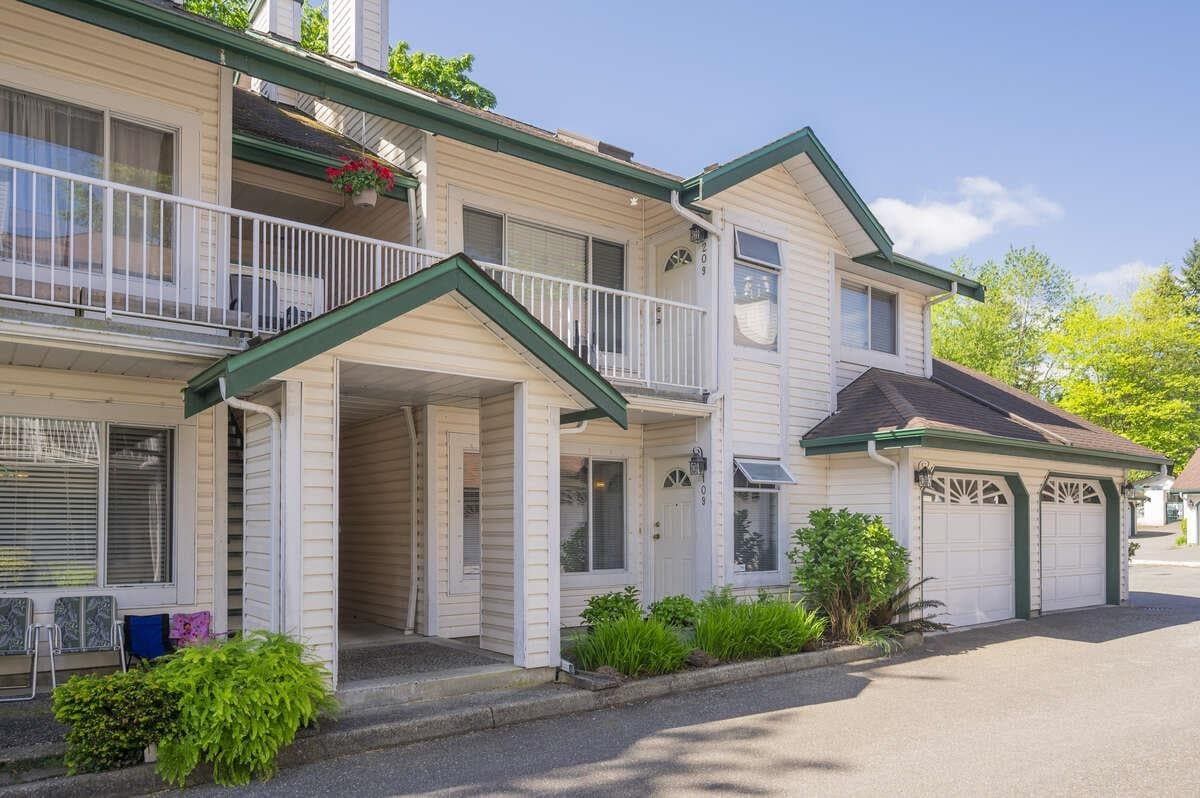 109 - 10308 155a Street, Surrey, V3R 4K5 — photo 3