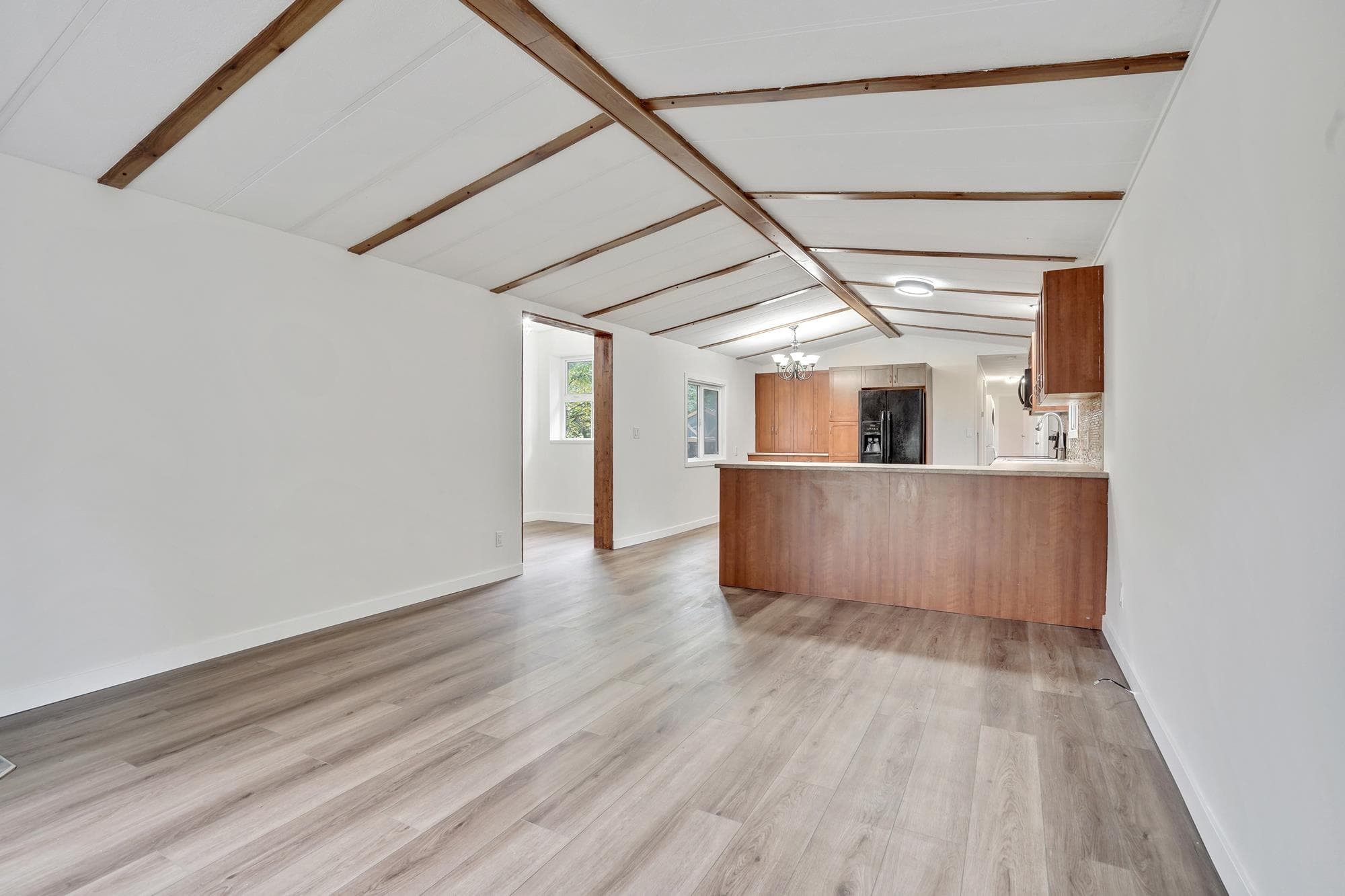 199 - 1830 Mamquam Road, Squamish, V8B 0L8 — photo 5
