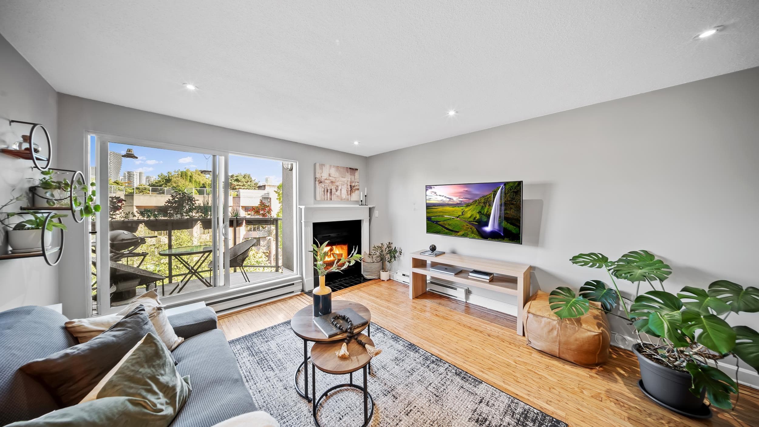17 - 1345 W 4th Avenue, Vancouver, V6H 3Y8 — photo 1