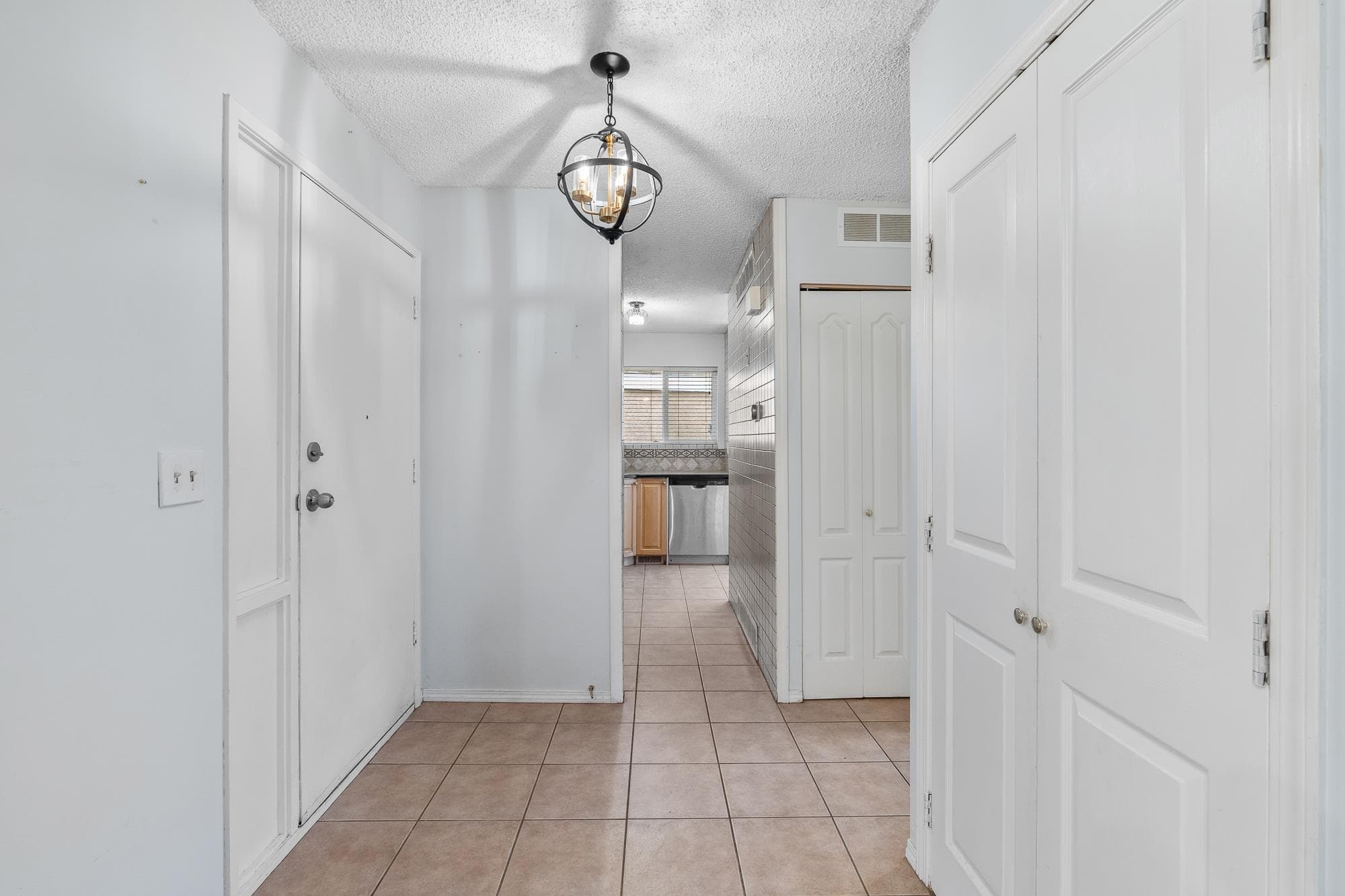 3027 Firbrook Place, Coquitlam, V3C 4B2 — photo 3