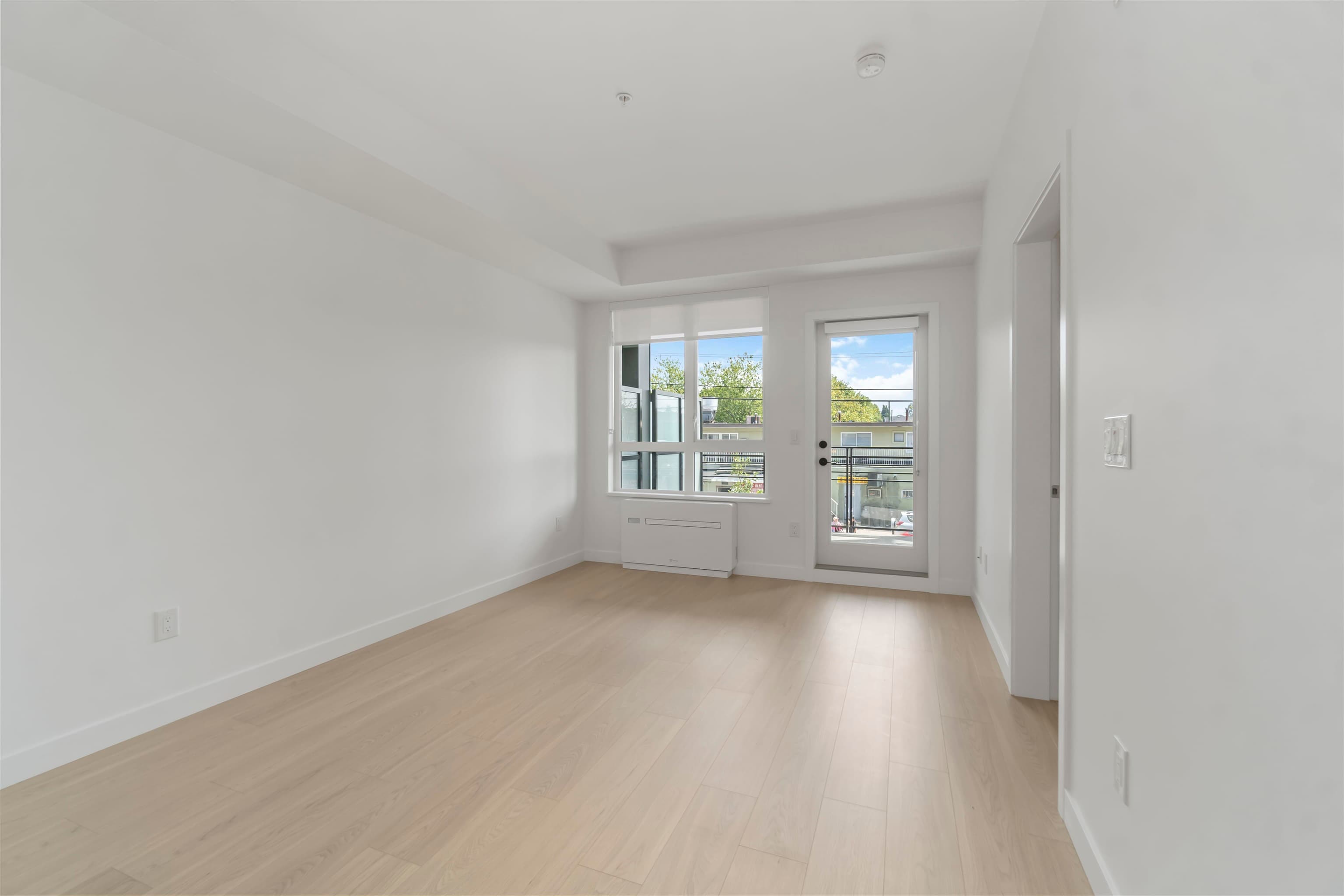 212 - 2450 Garden Drive, Vancouver, V5N 0K1 — photo 3