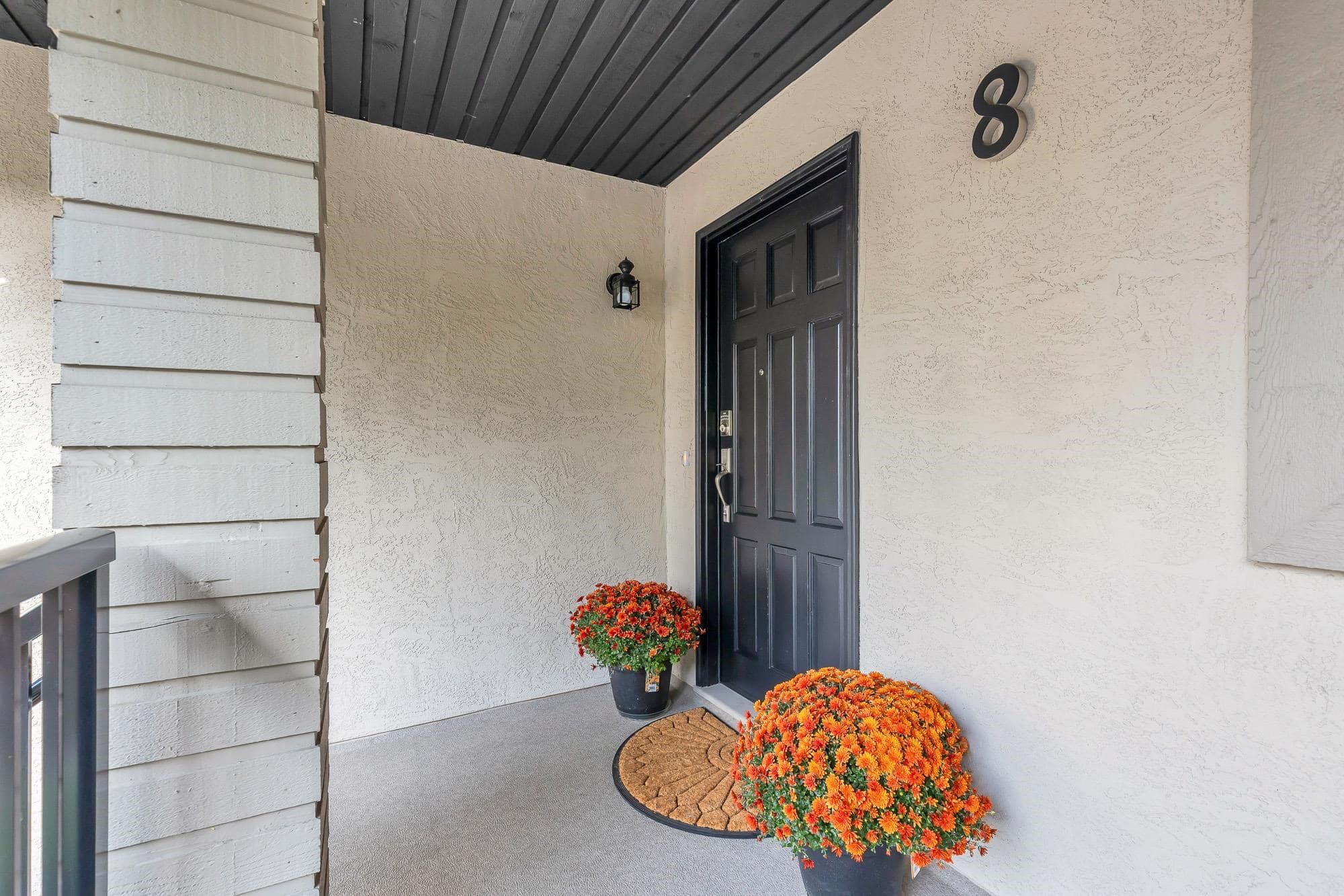 8 - 33136 Mill Lake Road, Abbotsford