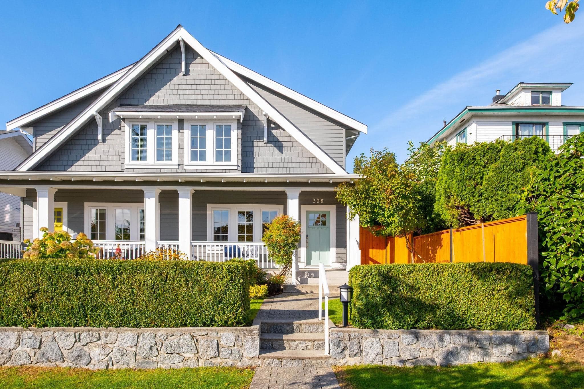 308 E 9th Street, North Vancouver — sold