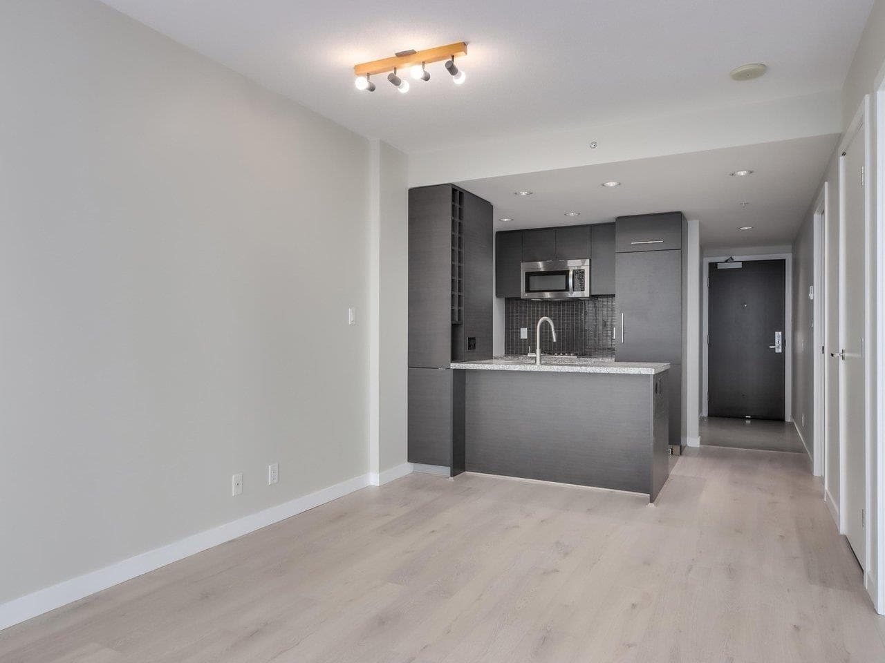 2507 - 833 Homer Street, Vancouver, V6B 0H4 — photo 3