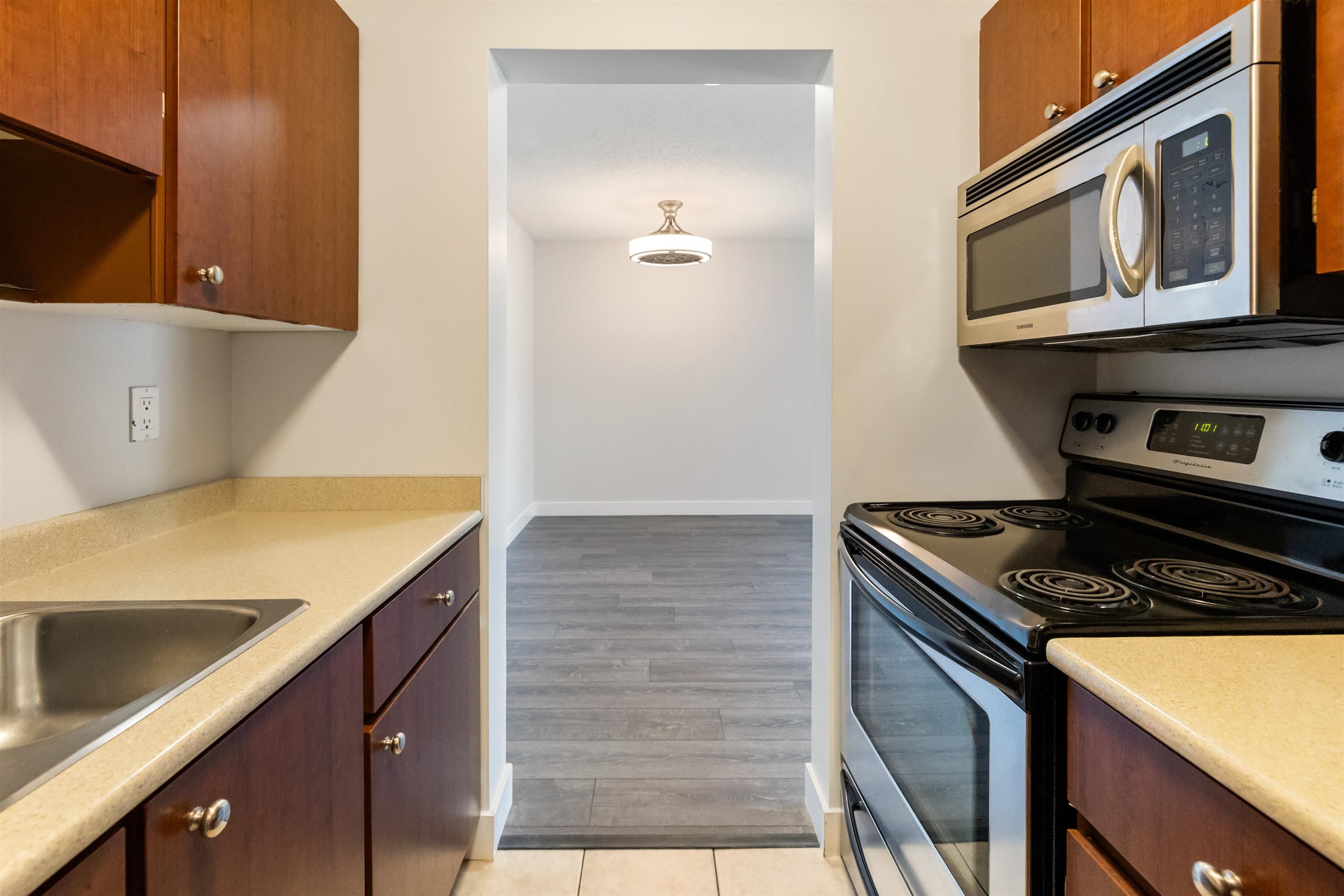 4 - 5664 200 Street, Langley, V3A 1M8 — photo 5