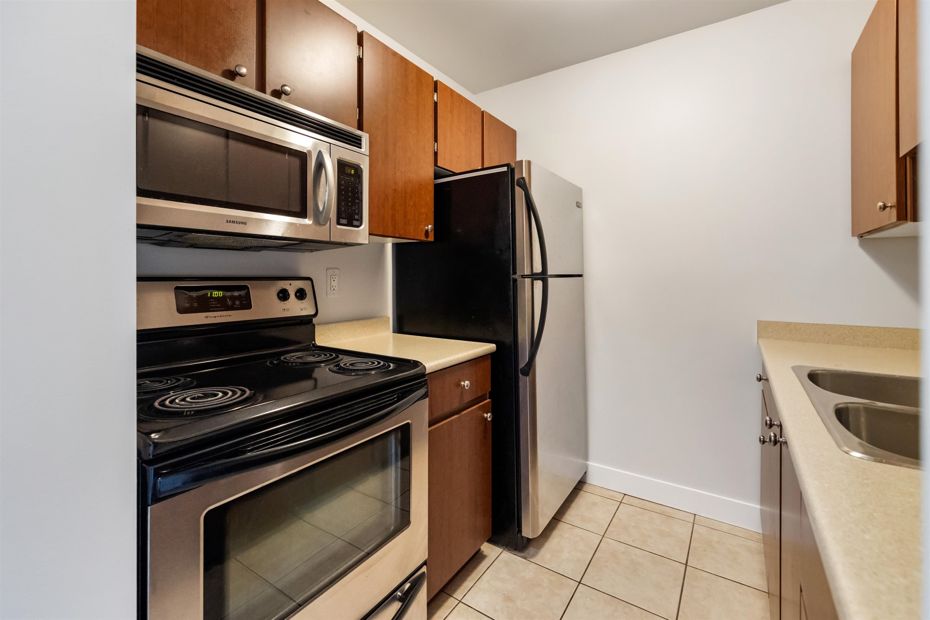 4 - 5664 200 Street, Langley, V3A 1M8 — photo 4